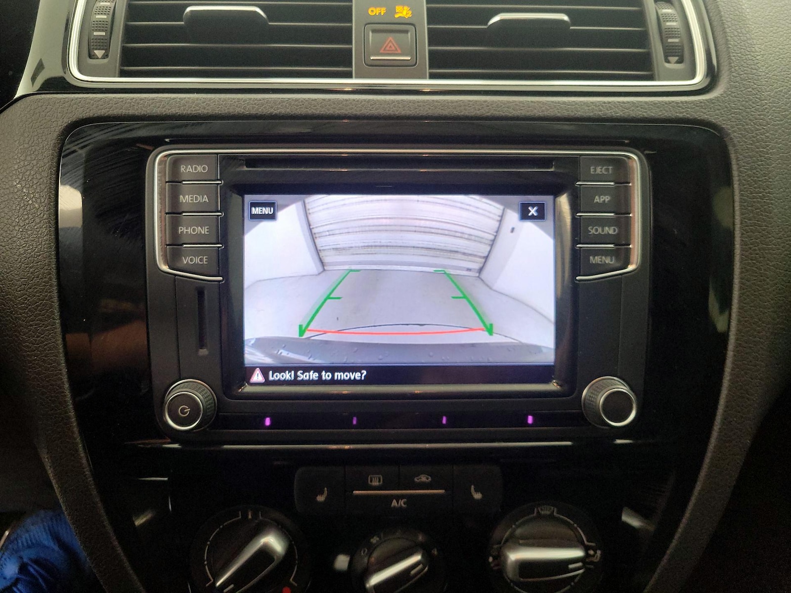 2018 Volkswagen Jetta SE Sport - Photo 15