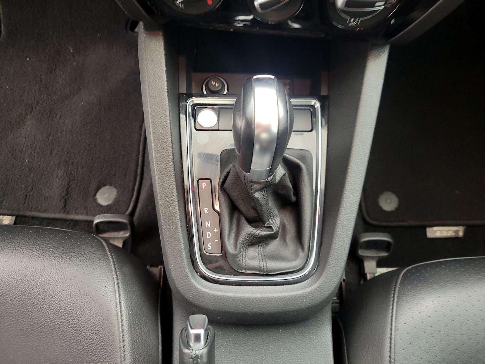 2018 Volkswagen Jetta SE Sport - Photo 18