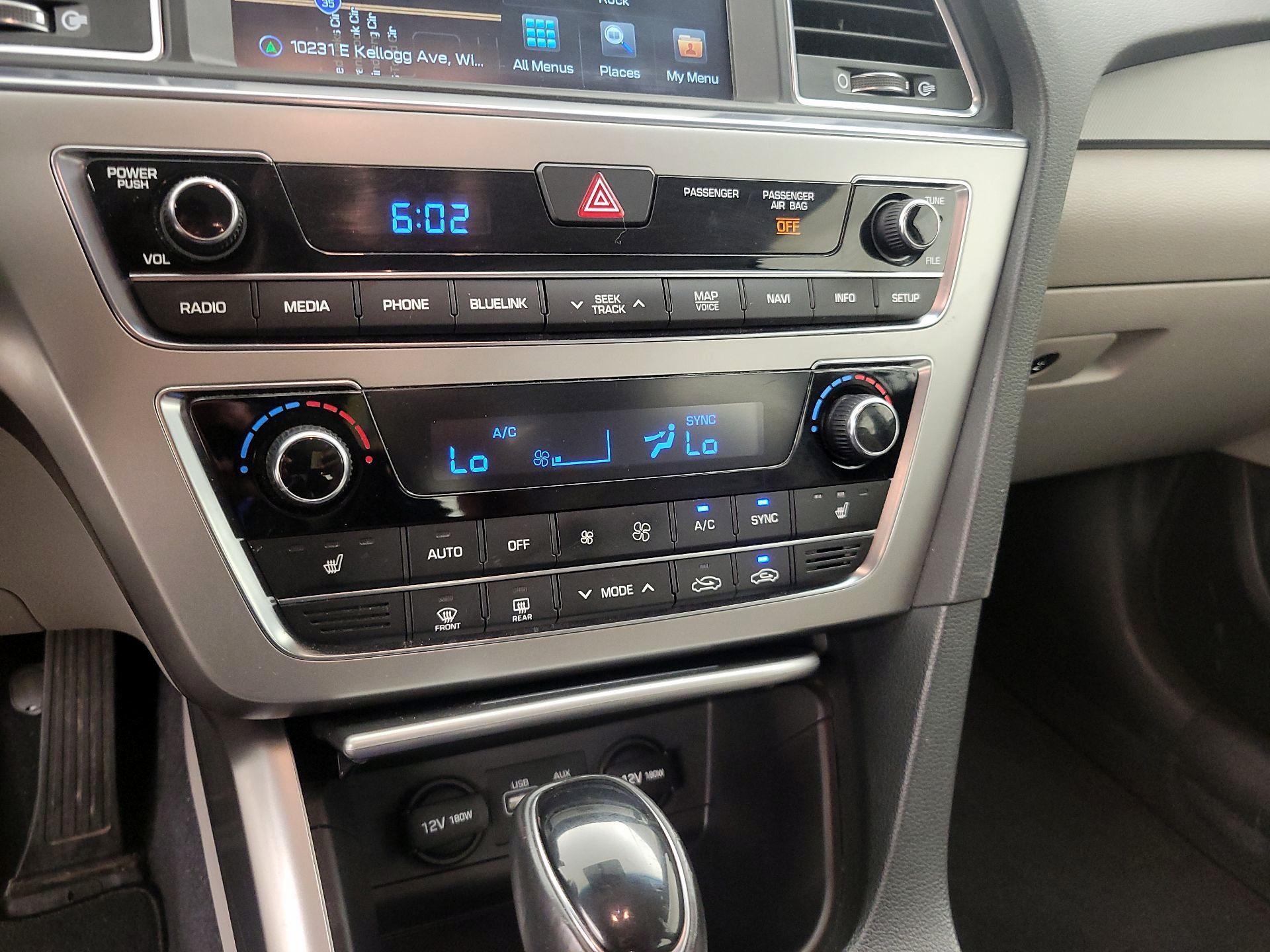 Thumbnail: 2015 Hyundai Sonata - 17