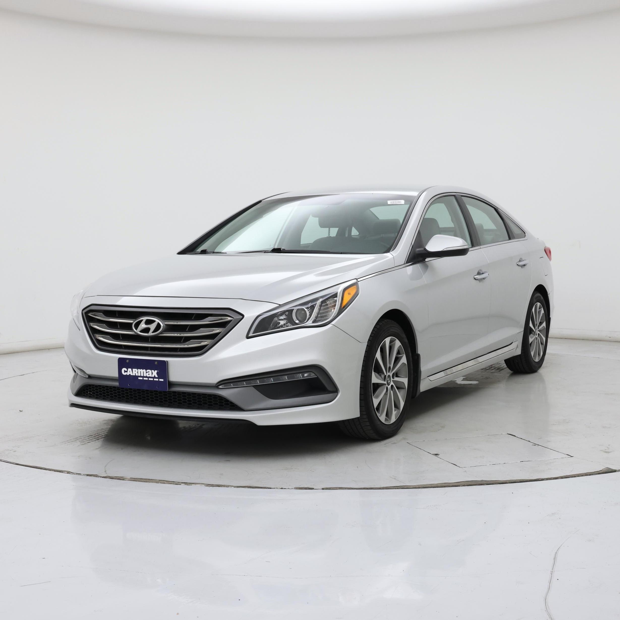 Thumbnail: 2015 Hyundai Sonata - 4