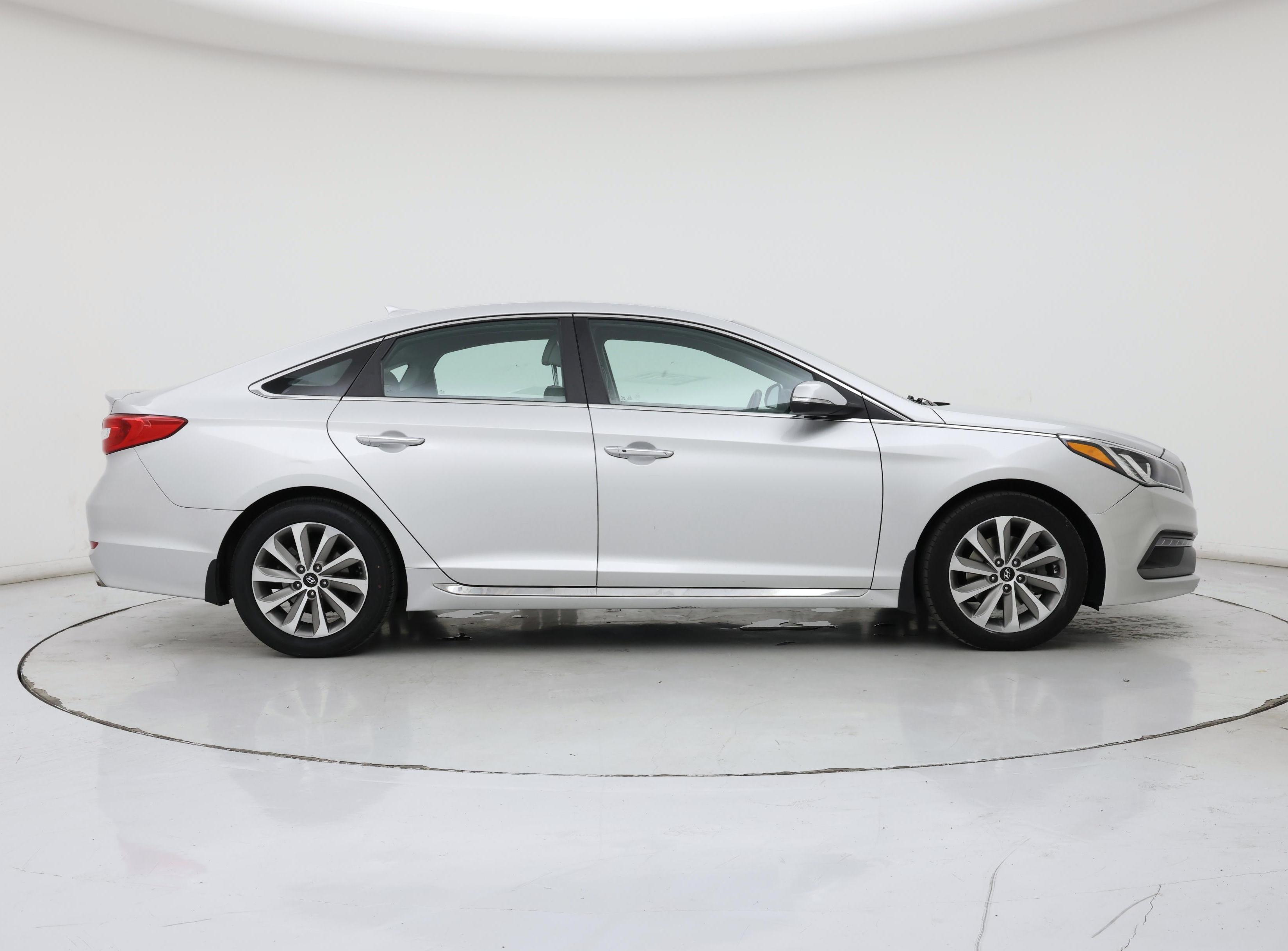 Thumbnail: 2015 Hyundai Sonata - 7