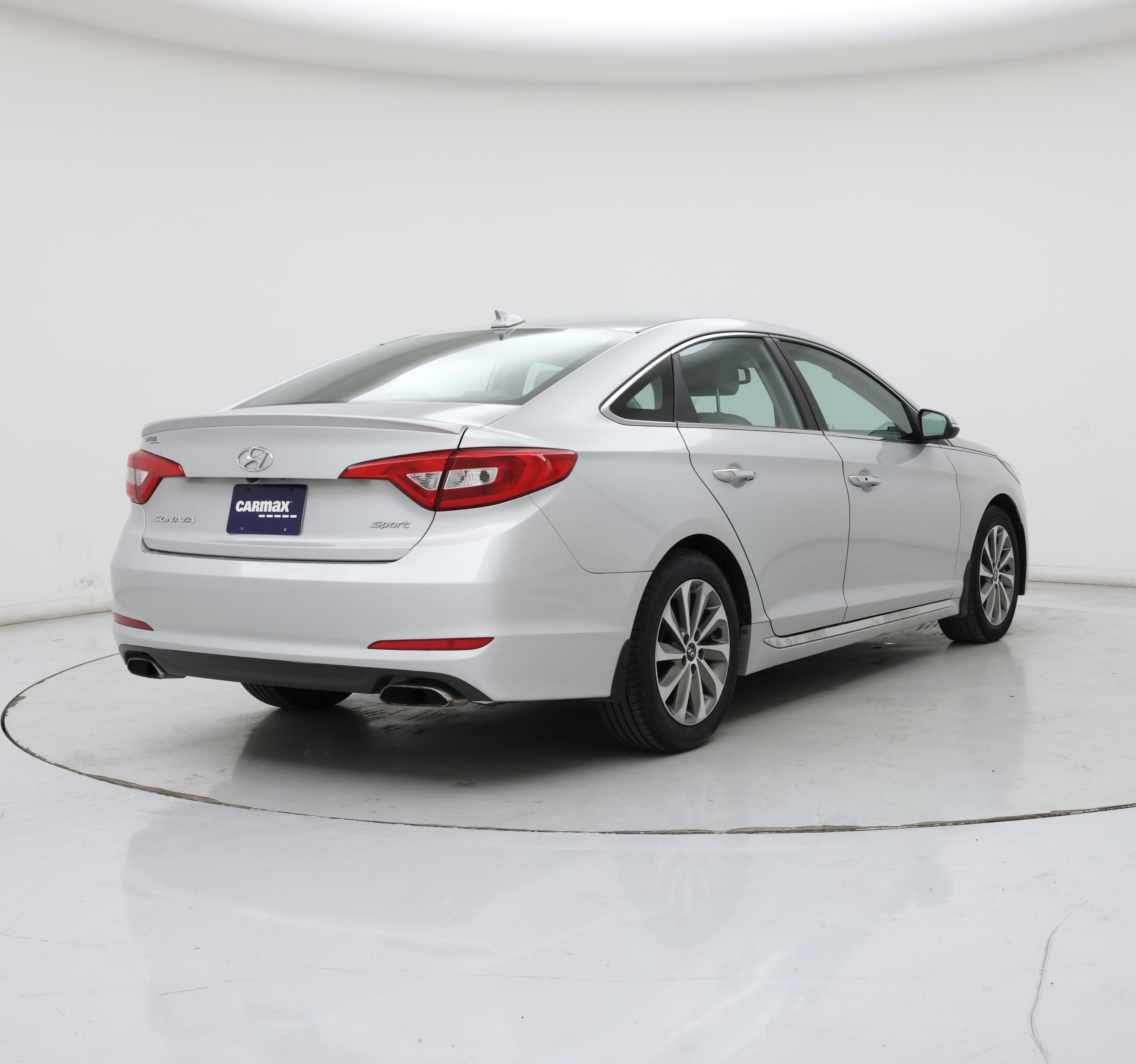 Thumbnail: 2015 Hyundai Sonata - 8