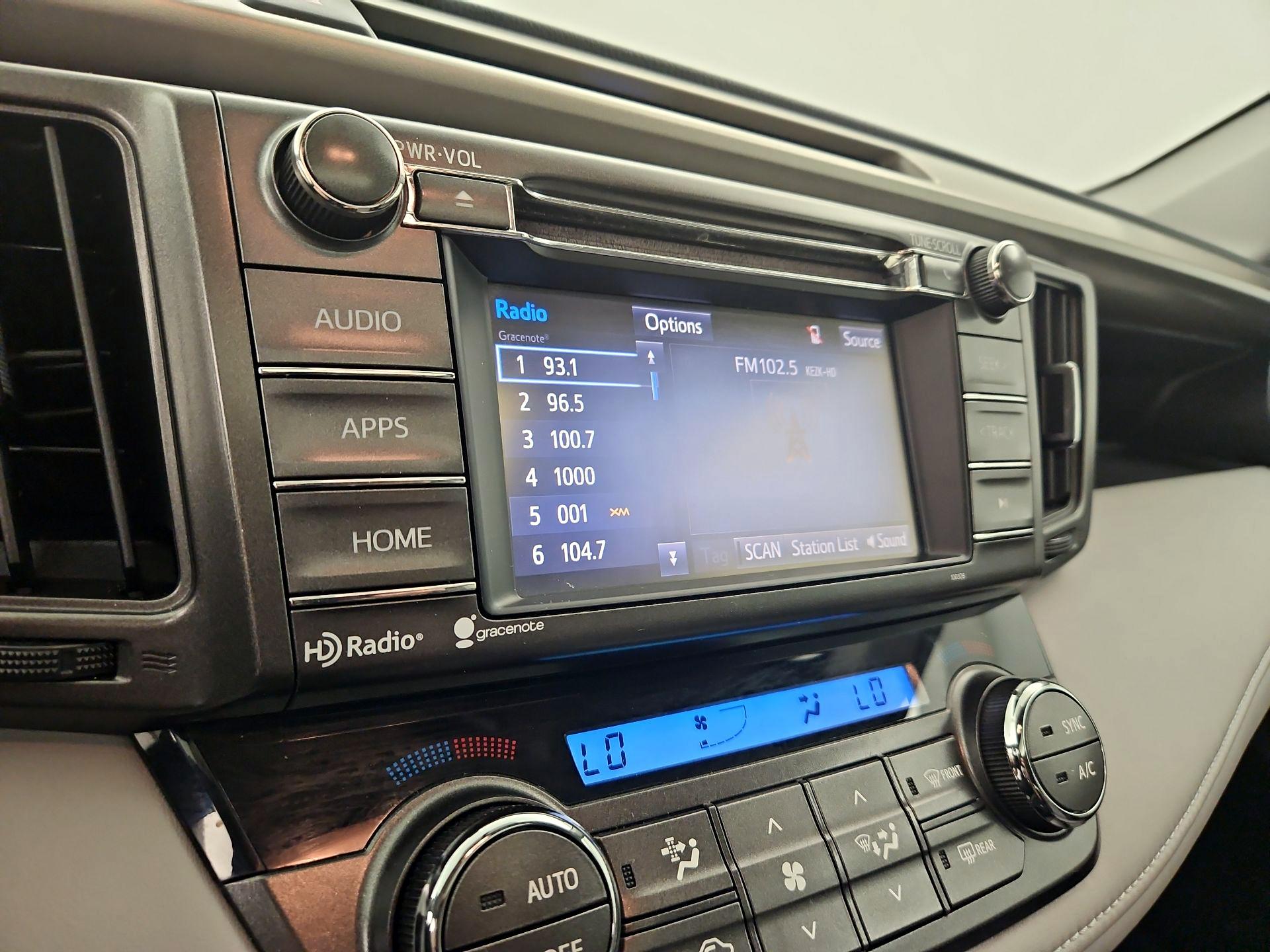 Thumbnail: 2014 Toyota RAV4 - 16