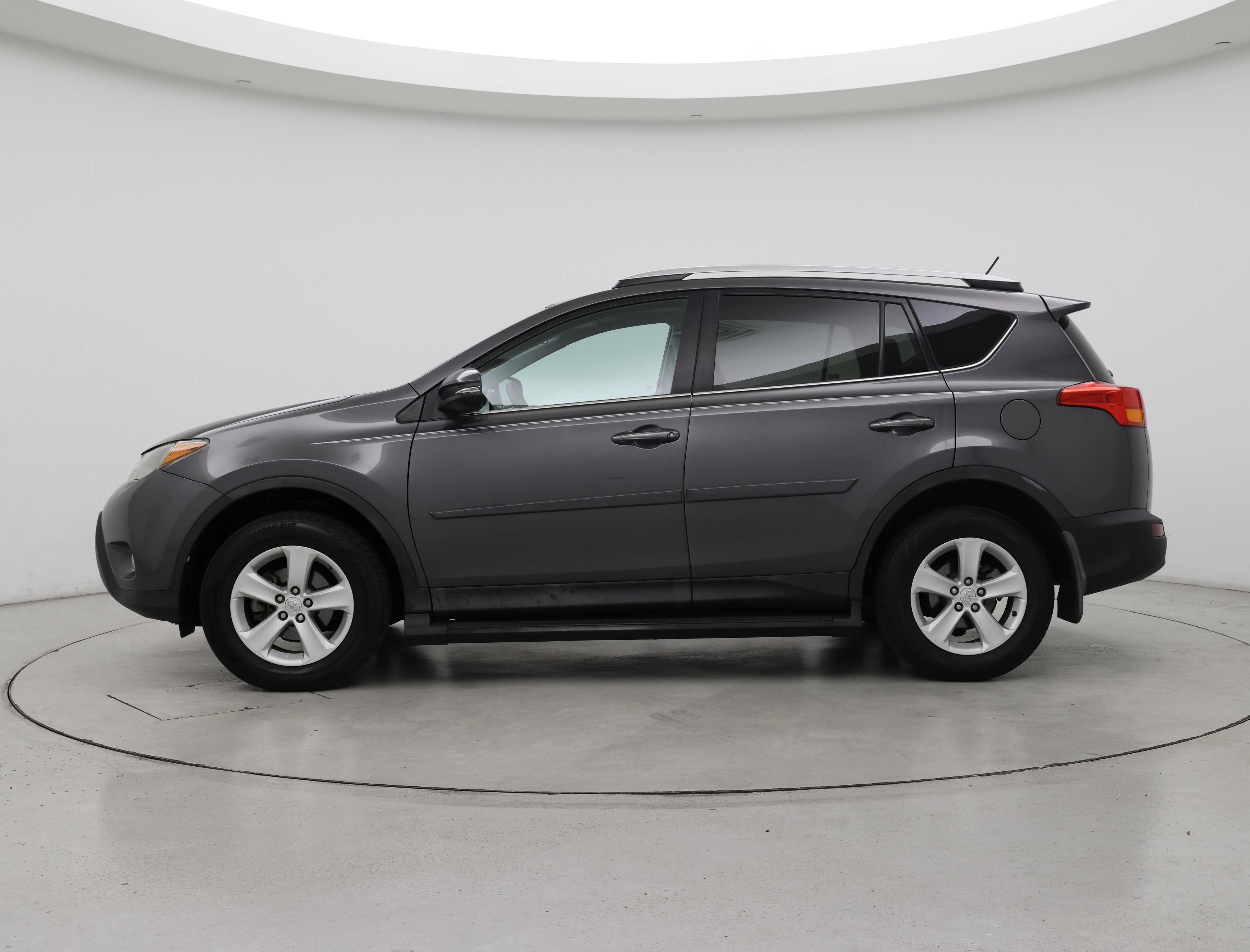 Thumbnail: 2014 Toyota RAV4 - 3