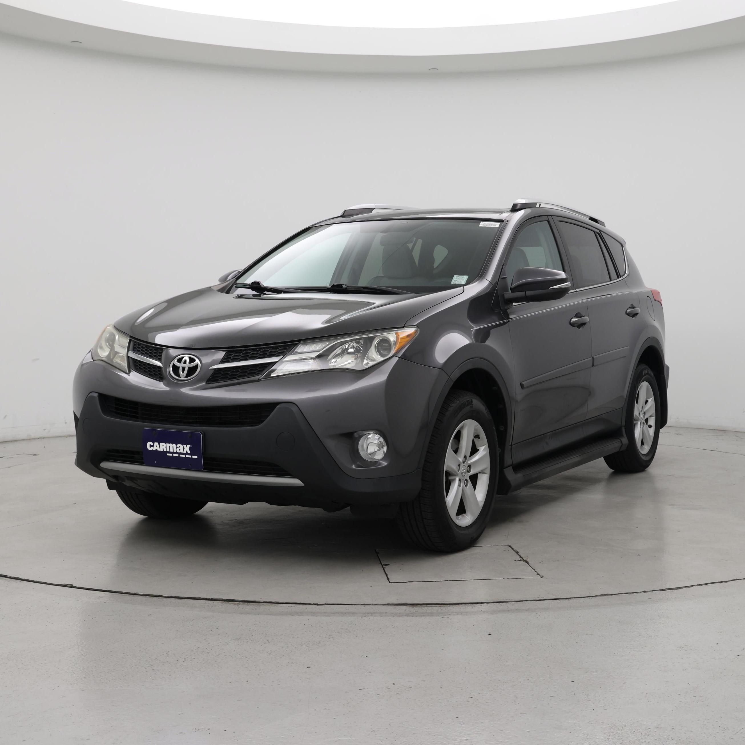 Thumbnail: 2014 Toyota RAV4 - 4