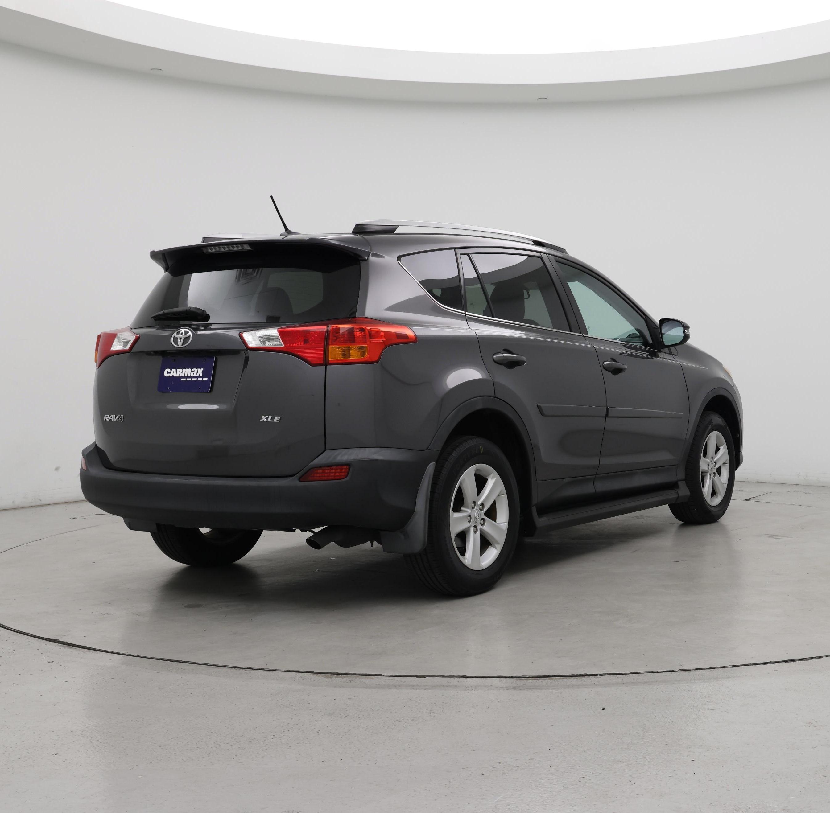 Thumbnail: 2014 Toyota RAV4 - 8