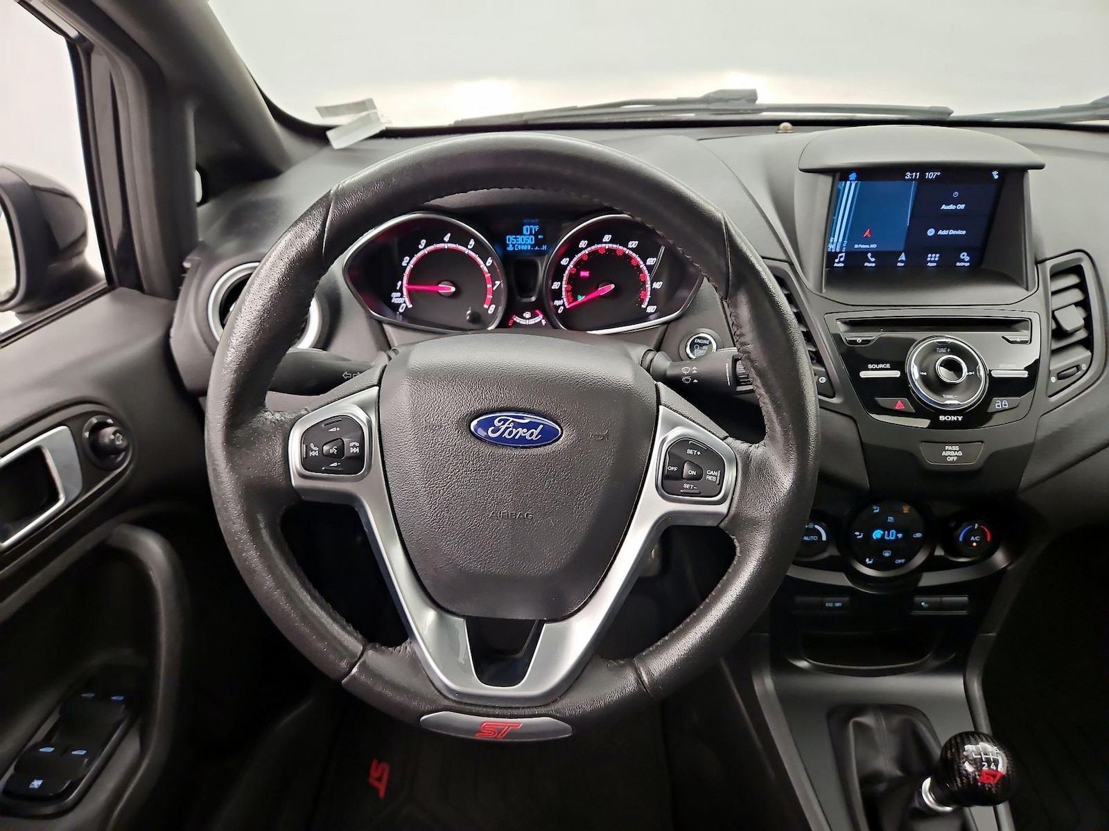 2019 Ford Fiesta ST - Photo 11