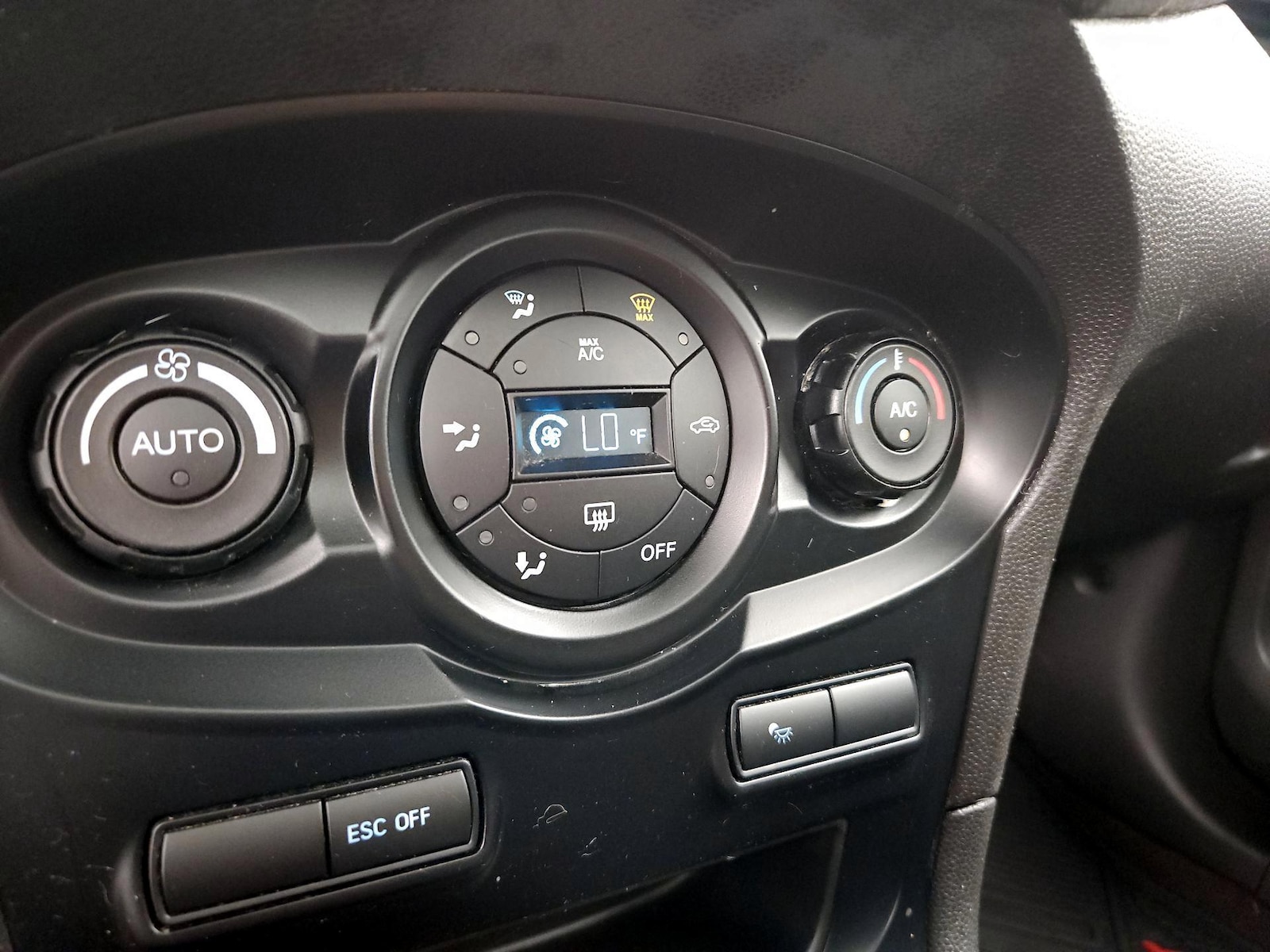 2019 Ford Fiesta ST - Photo 18