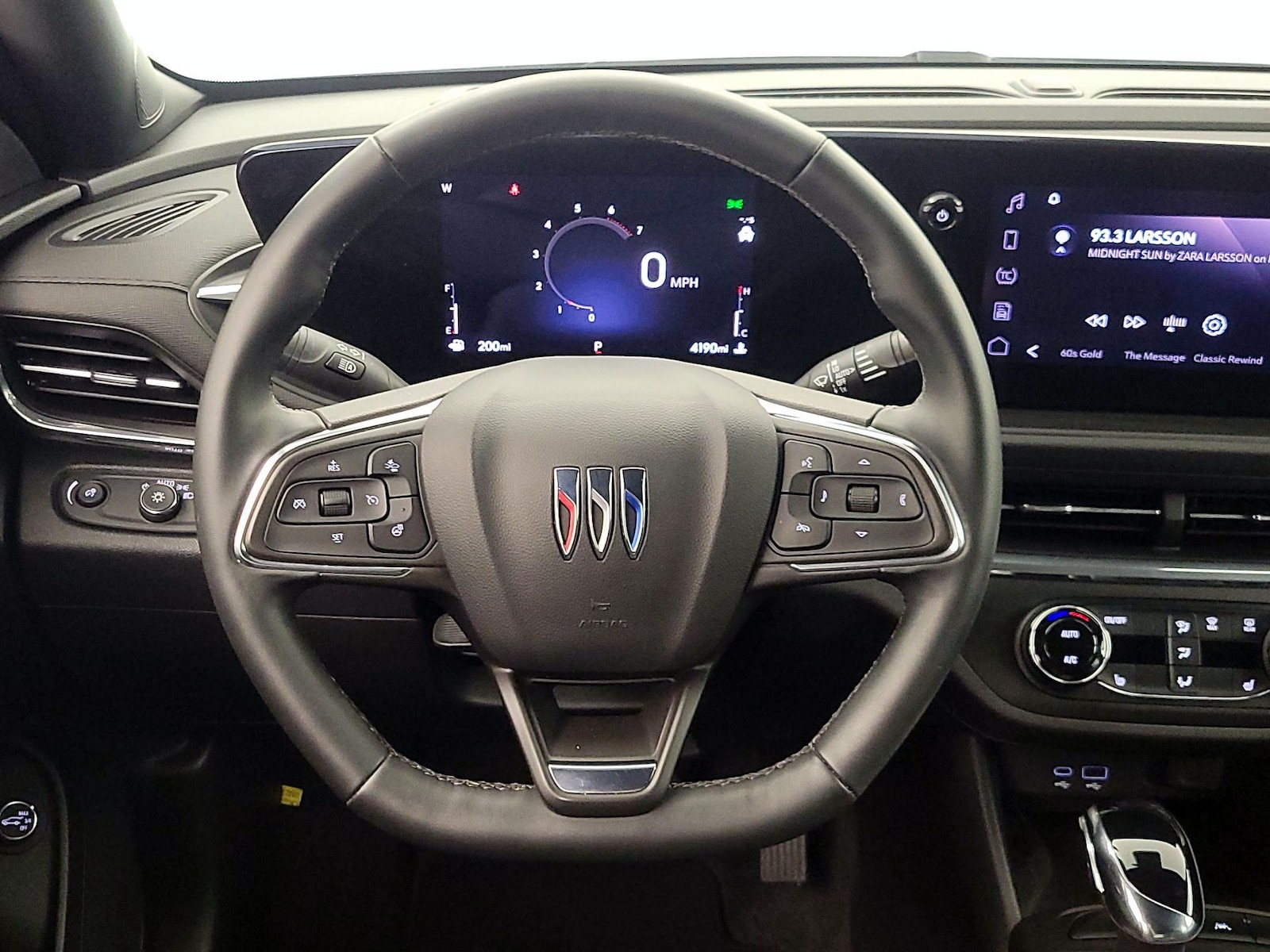 2025 Buick Envista Preferred - Photo 11