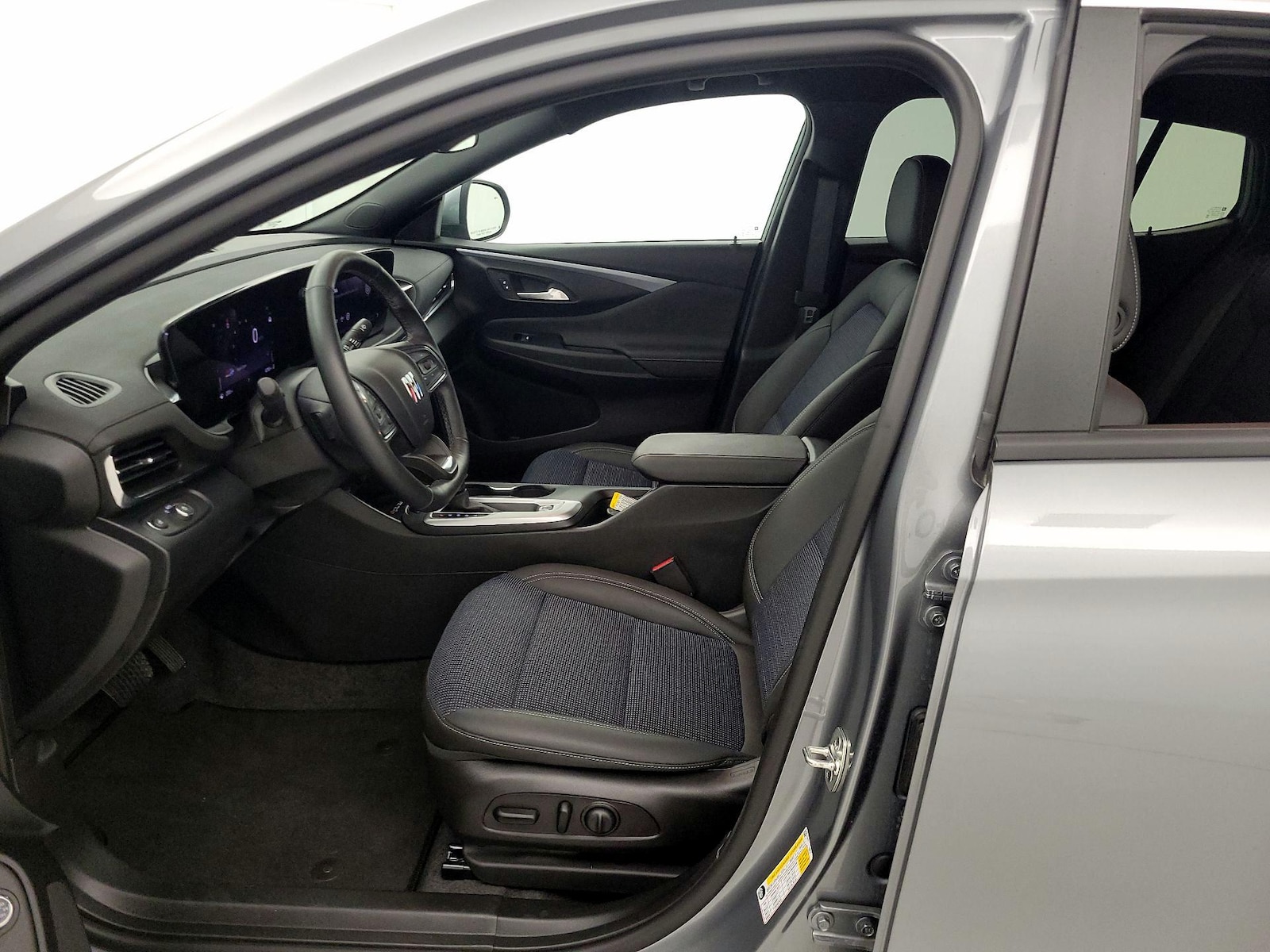 2025 Buick Envista Preferred - Photo 12