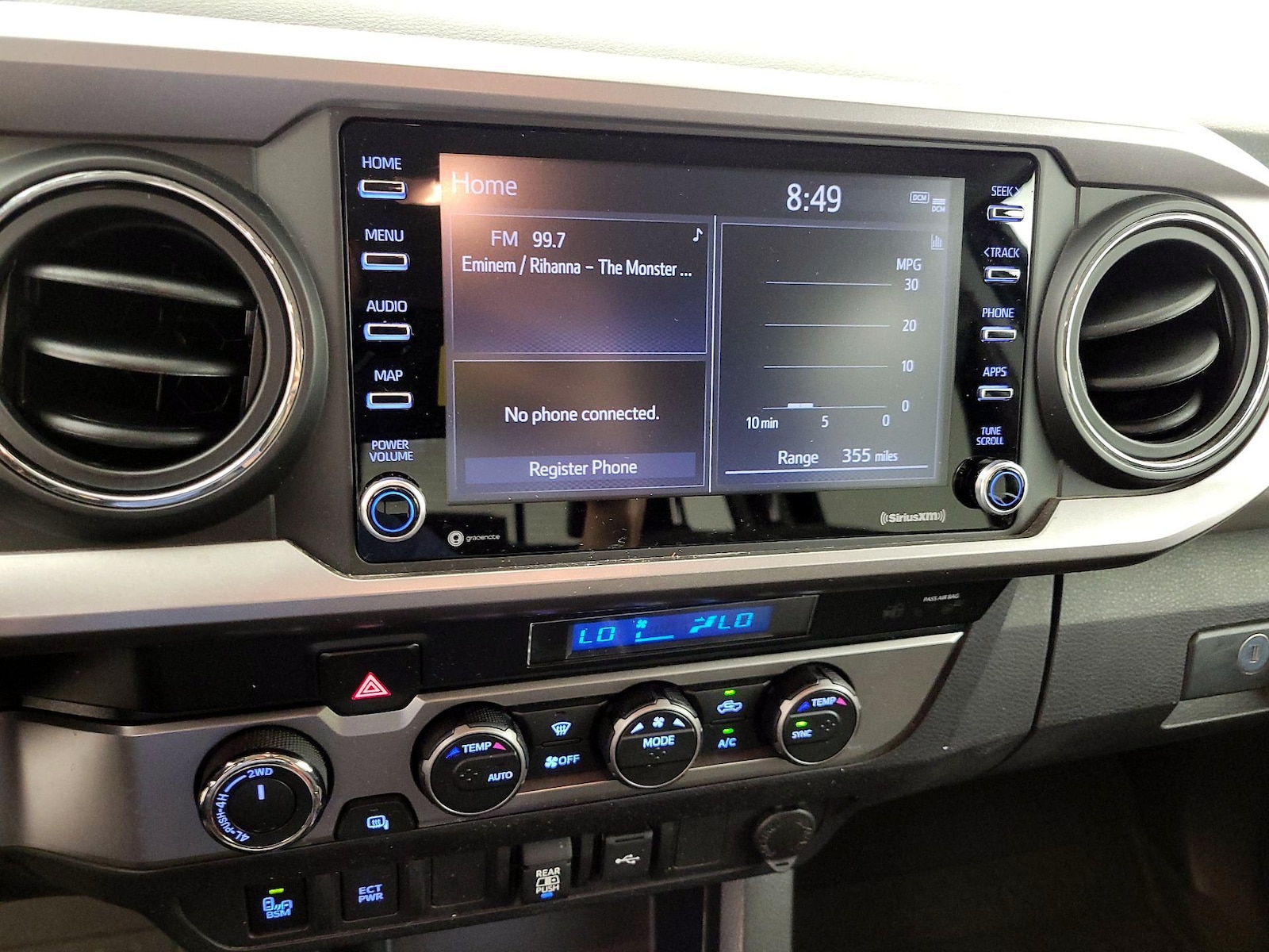 2021 Toyota Tacoma SR5 - Photo 16