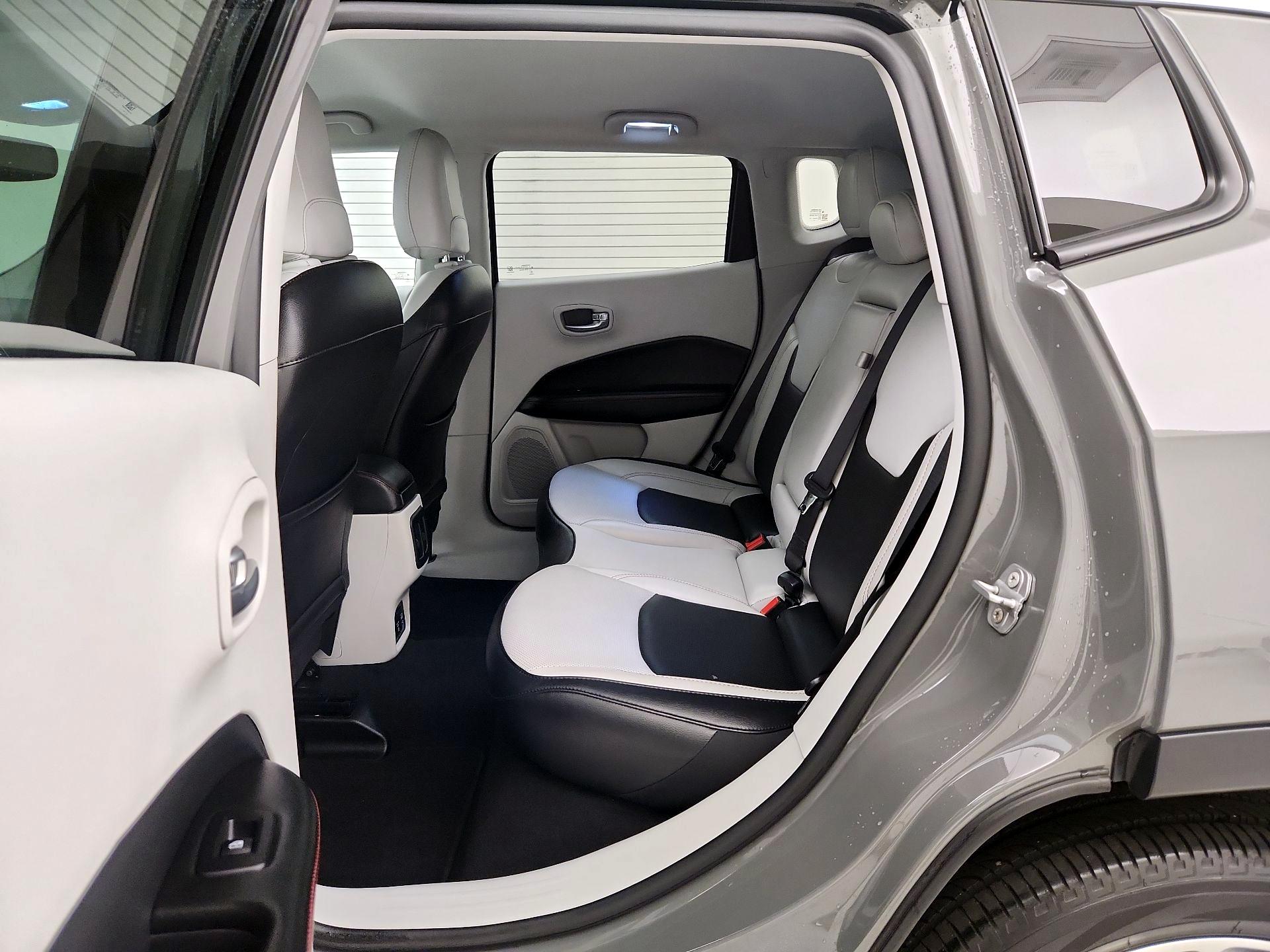 Thumbnail: 2021 Jeep Compass - 20