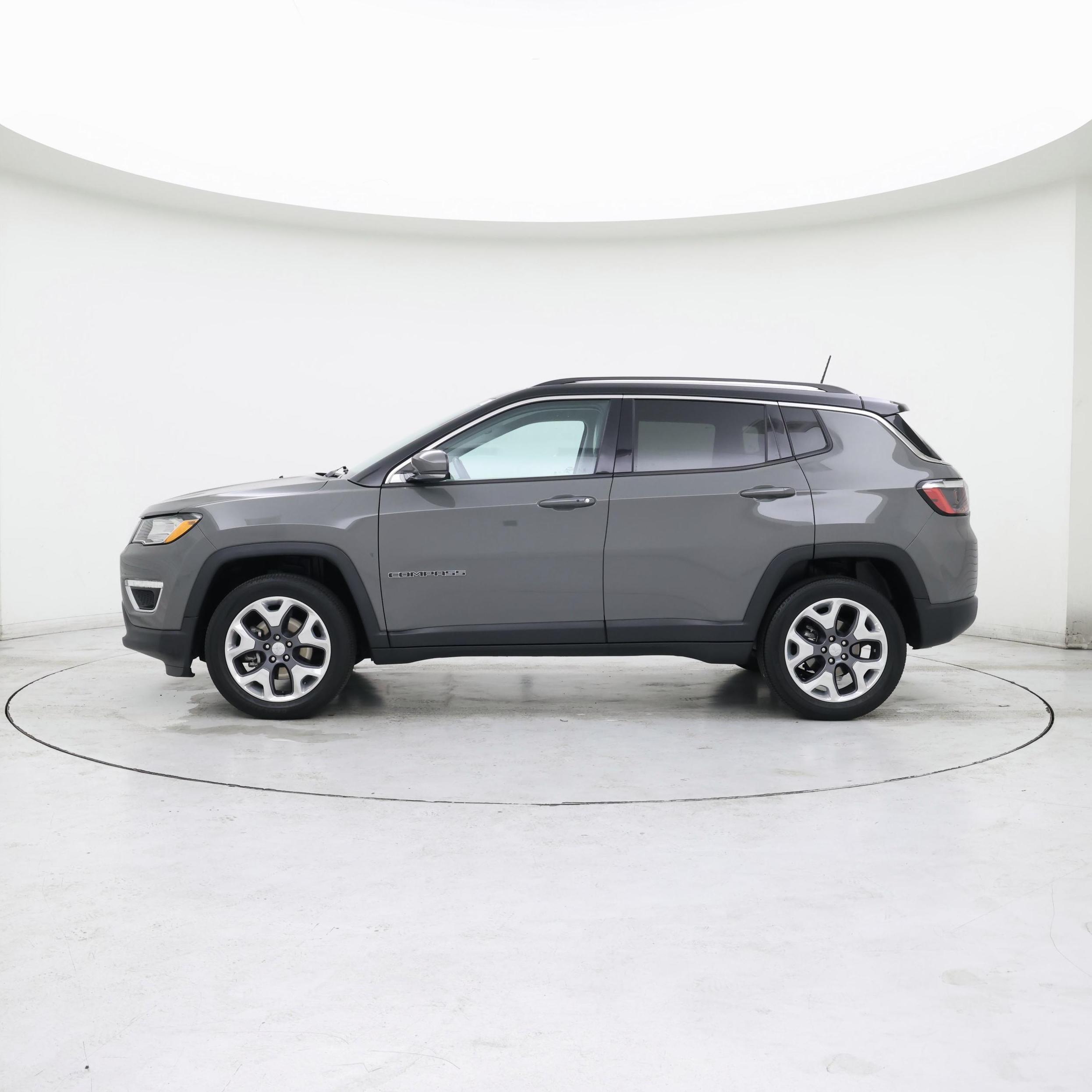 Thumbnail: 2021 Jeep Compass - 3