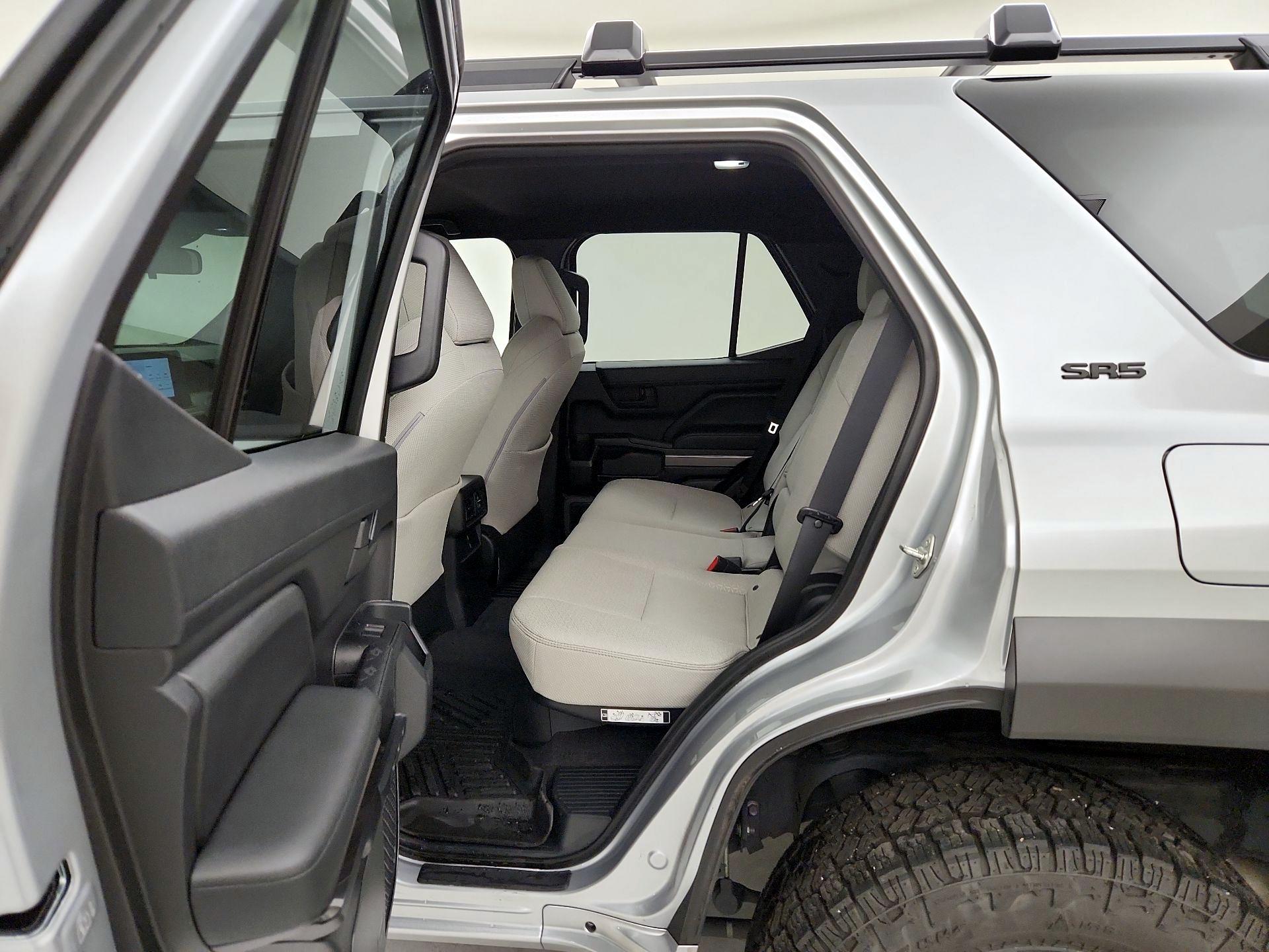 Thumbnail: 2025 Toyota 4Runner - 19