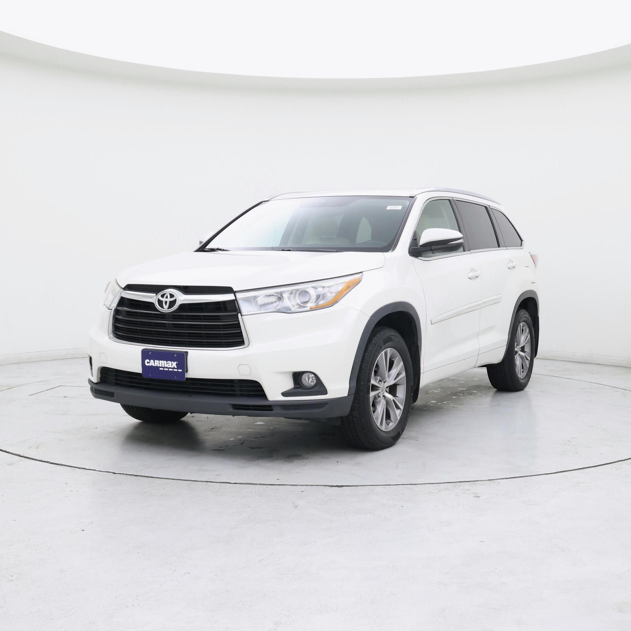 Thumbnail: 2015 Toyota Highlander - 4
