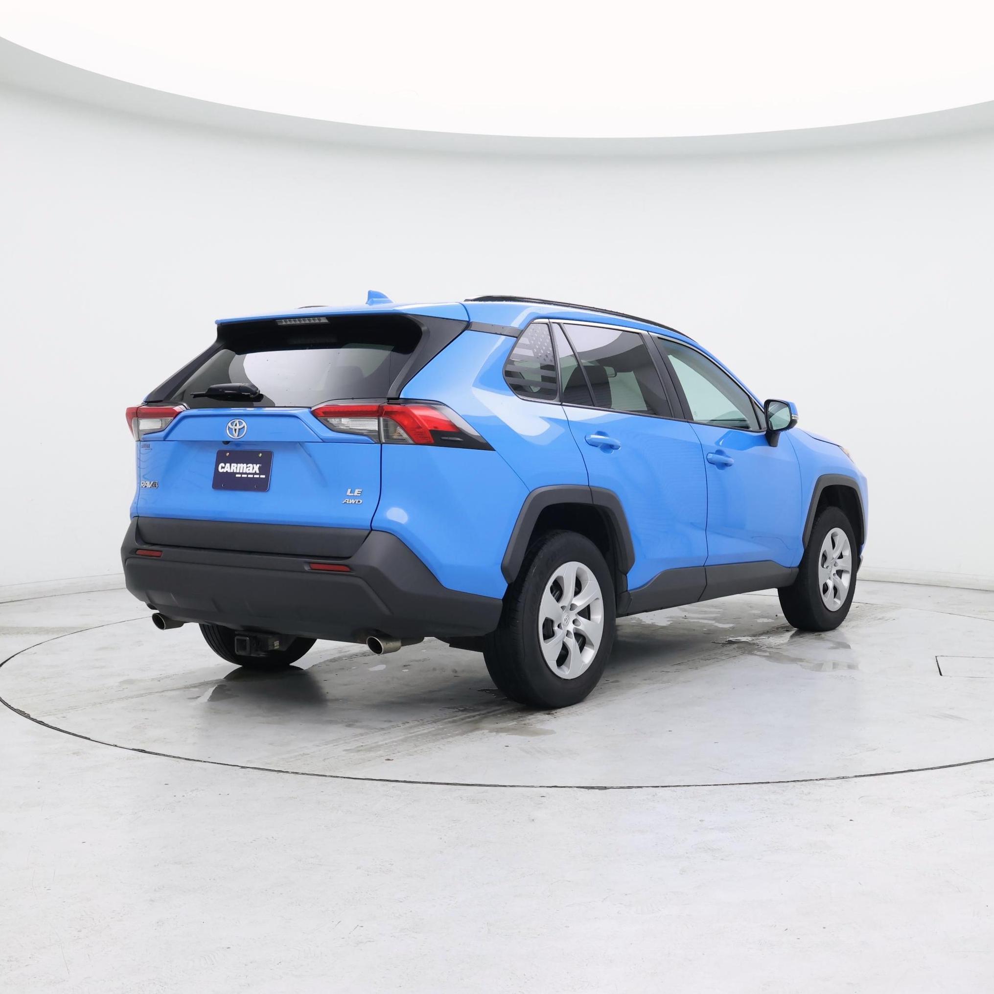 Thumbnail: 2019 Toyota RAV4 - 8