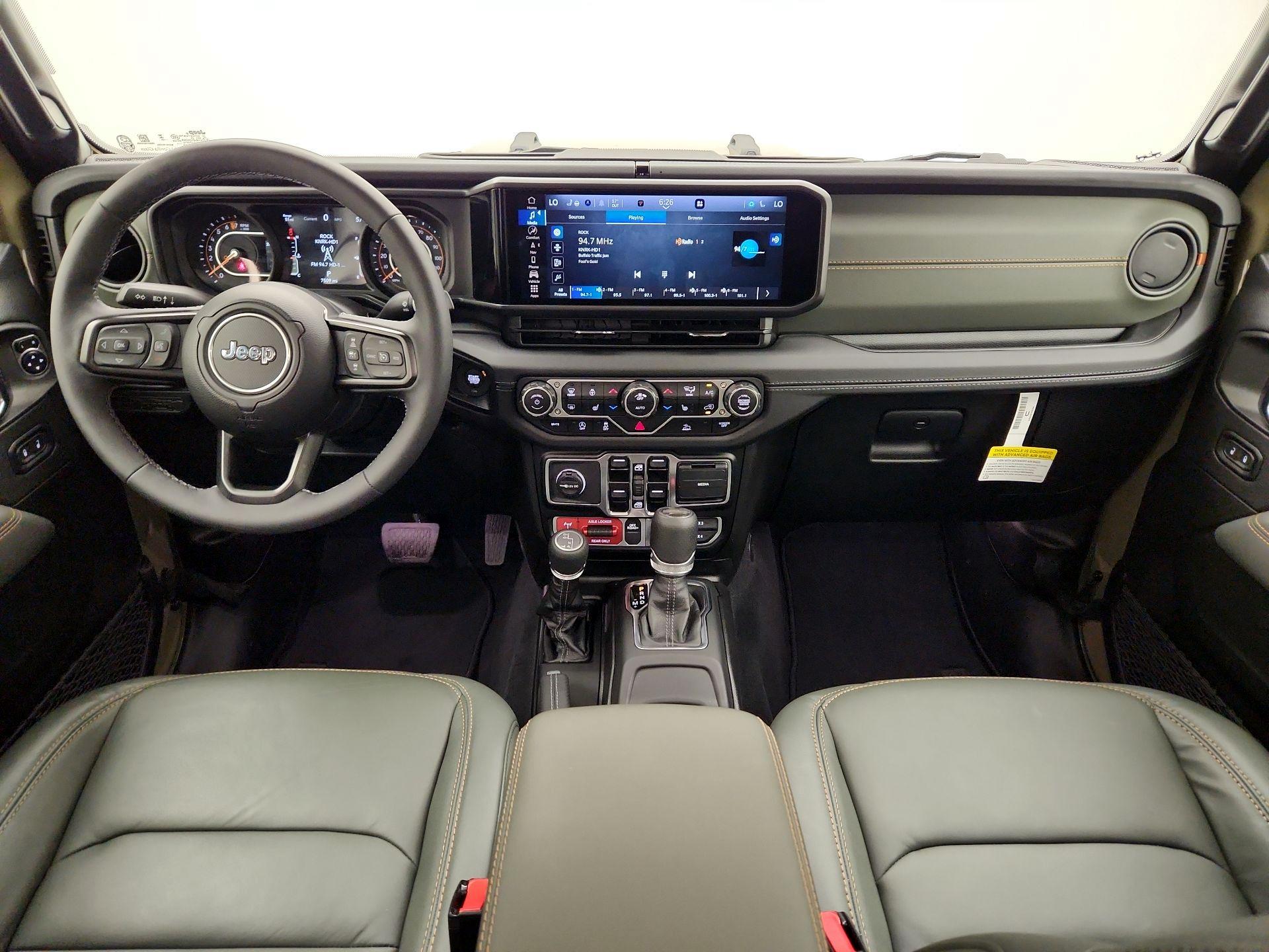 Thumbnail: 2025 Jeep Gladiator - 9