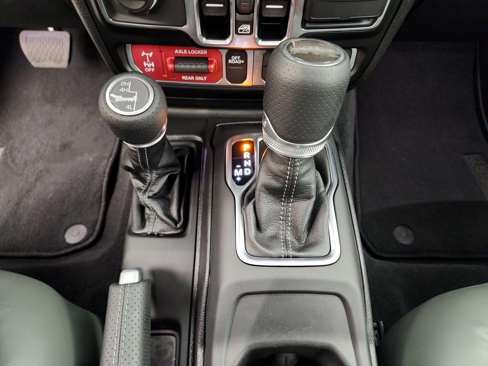 Thumbnail: 2025 Jeep Gladiator - 18