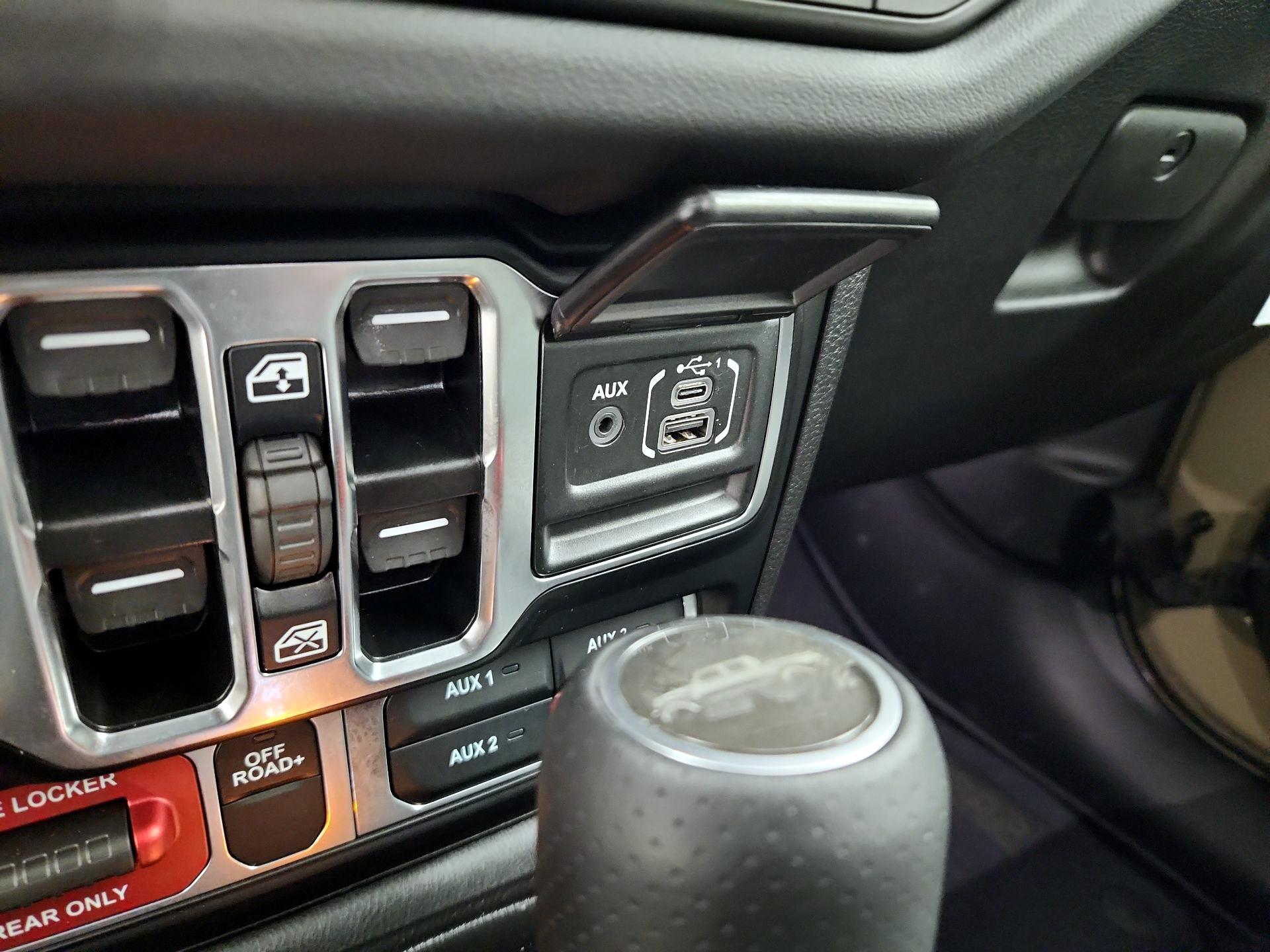 Thumbnail: 2025 Jeep Gladiator - 19