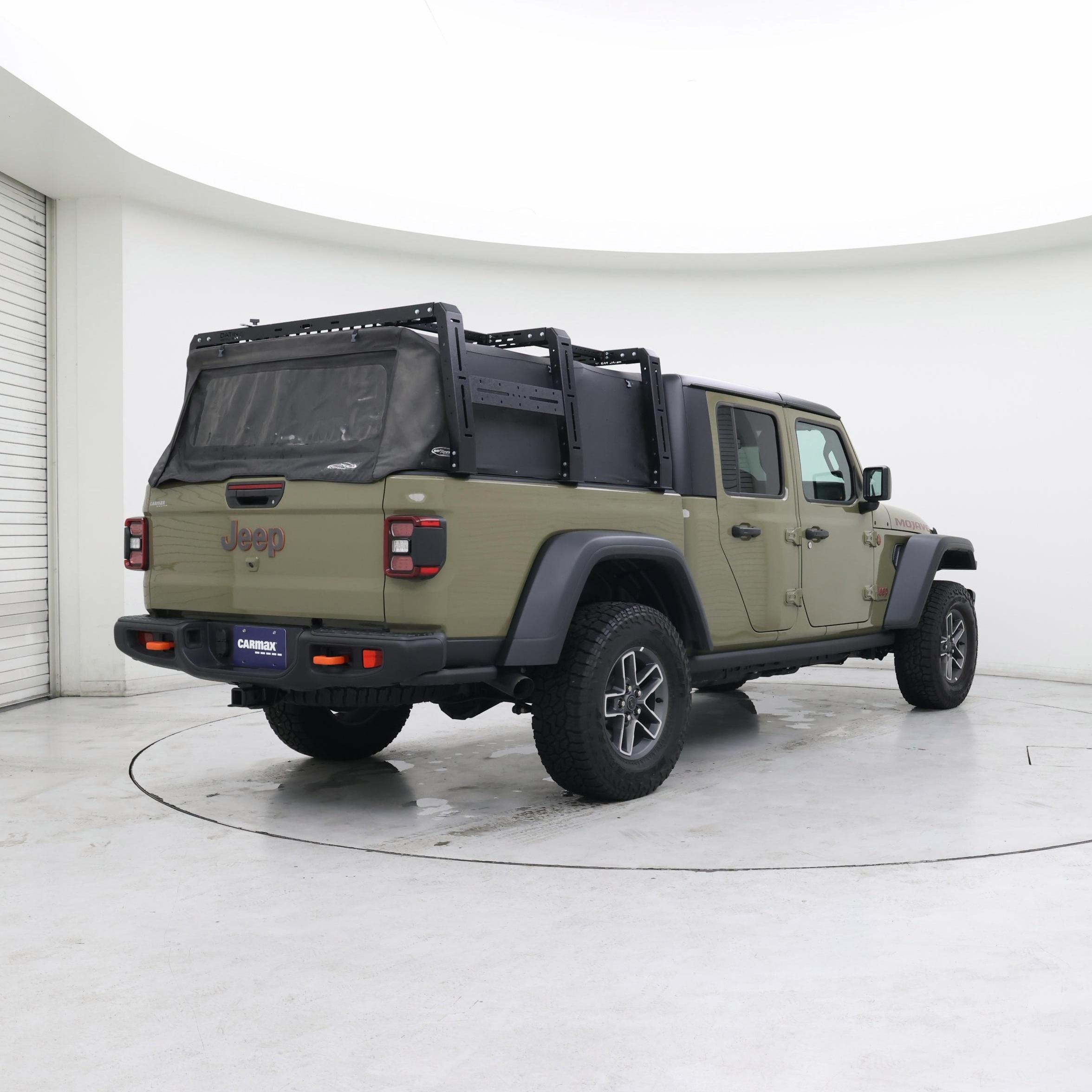 Thumbnail: 2025 Jeep Gladiator - 8
