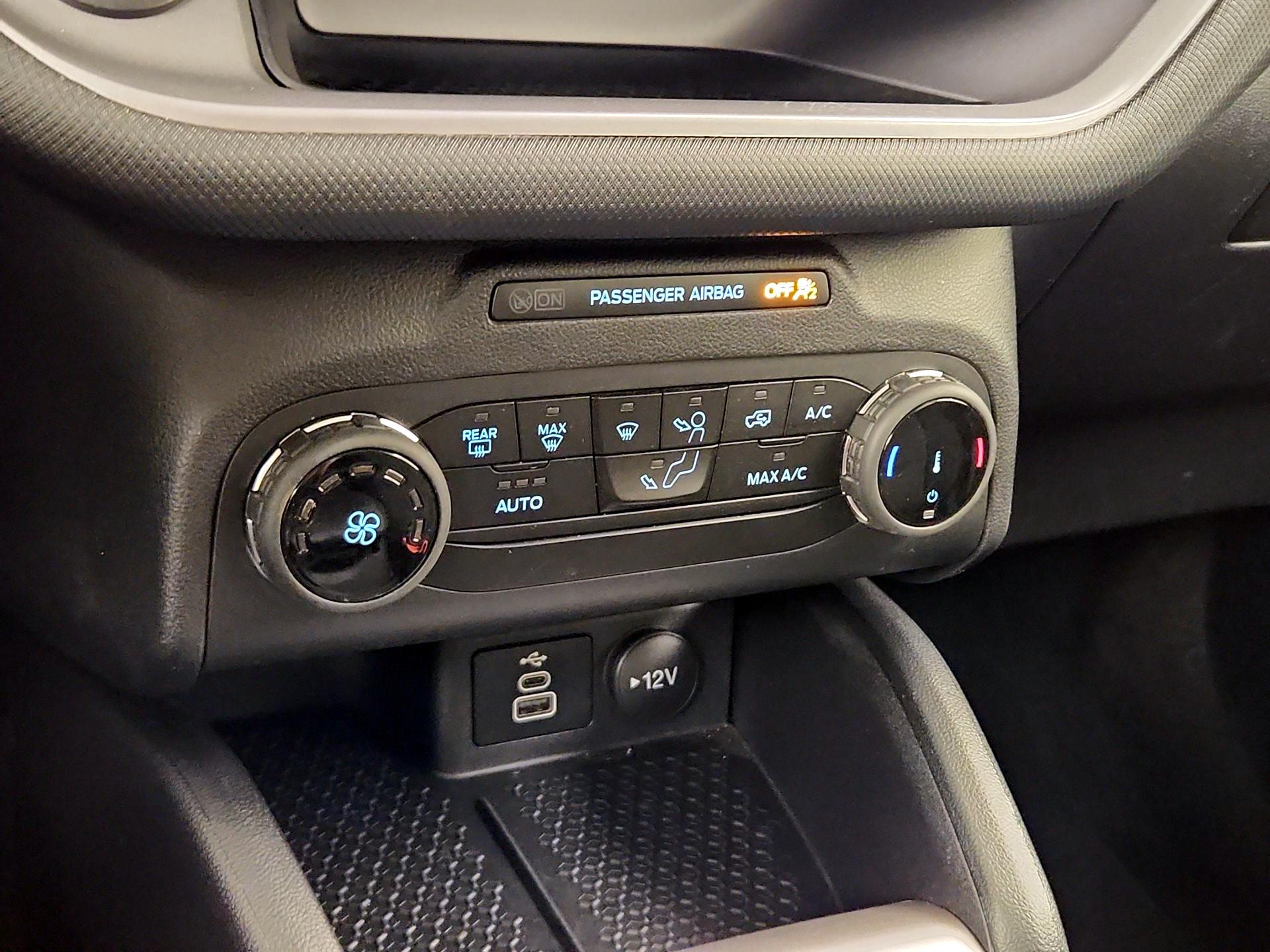 Thumbnail: 2024 Ford Bronco Sport - 16