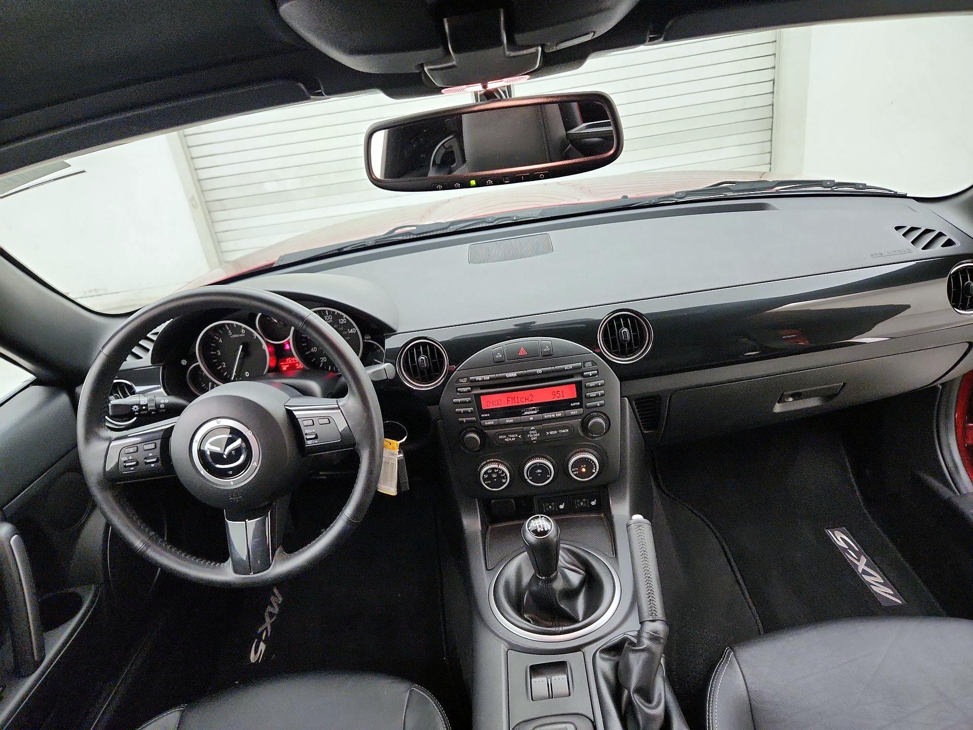 Thumbnail: 2015 Mazda MX-5 Miata - 9