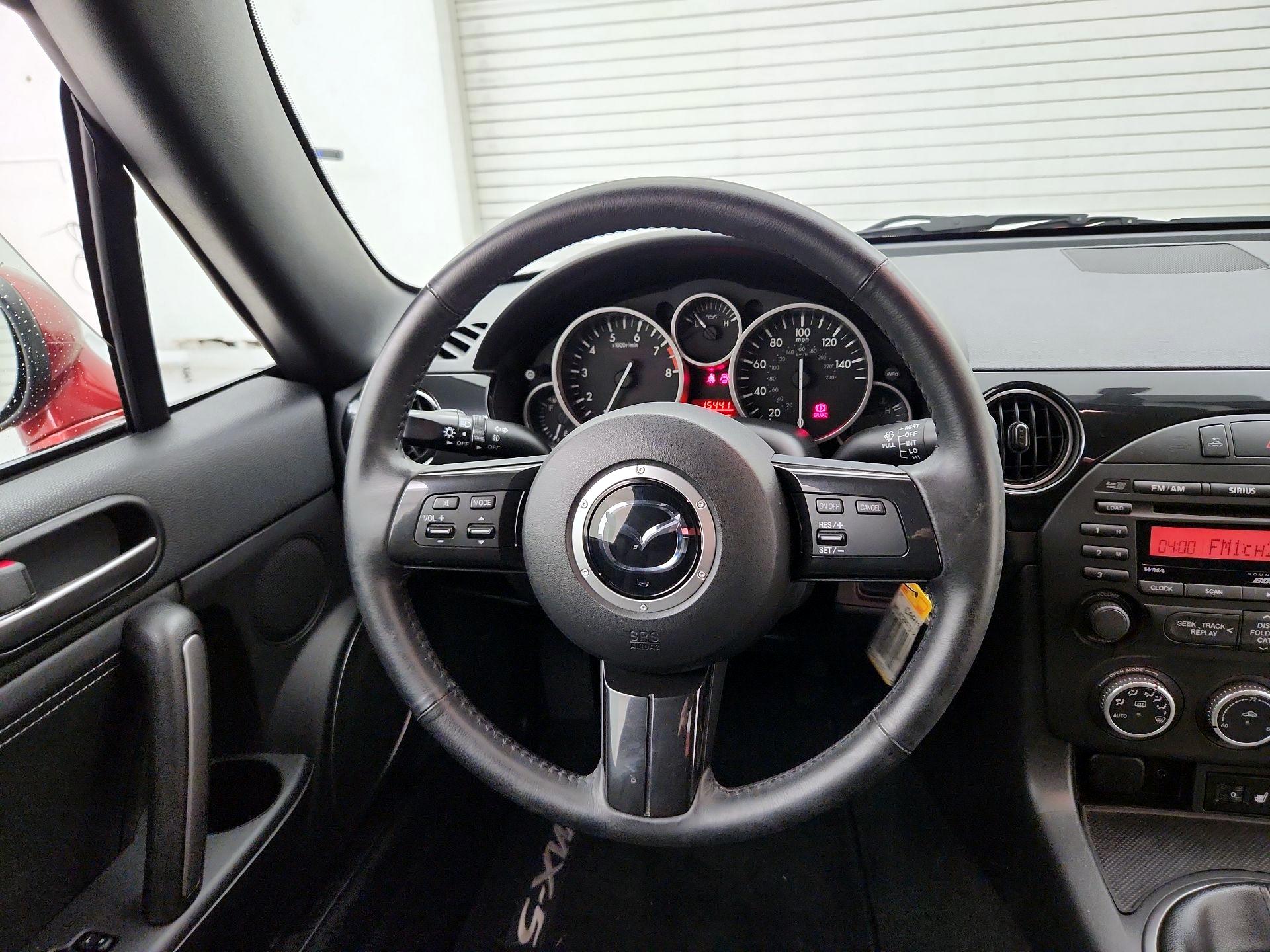 Thumbnail: 2015 Mazda MX-5 Miata - 10