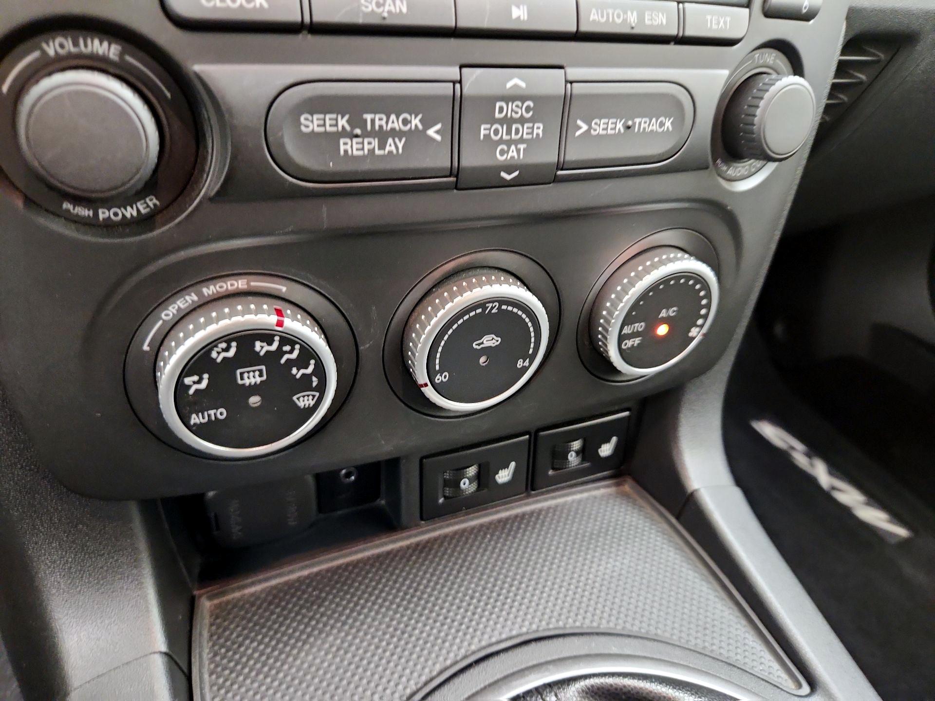 Thumbnail: 2015 Mazda MX-5 Miata - 14