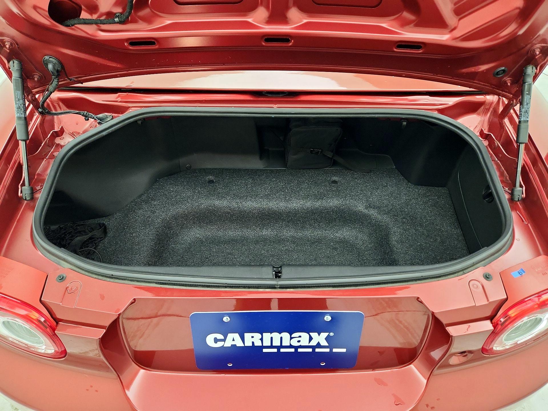 Thumbnail: 2015 Mazda MX-5 Miata - 17