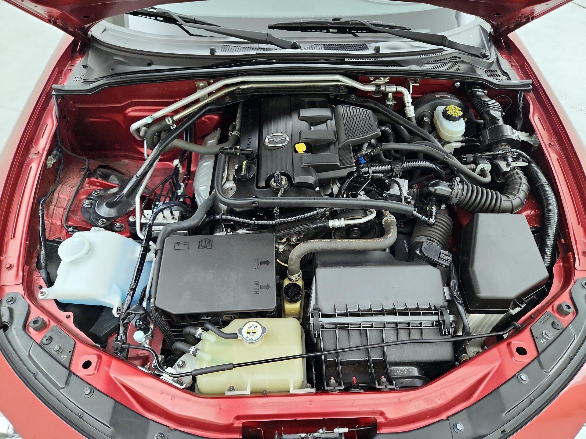 Thumbnail: 2015 Mazda MX-5 Miata - 18