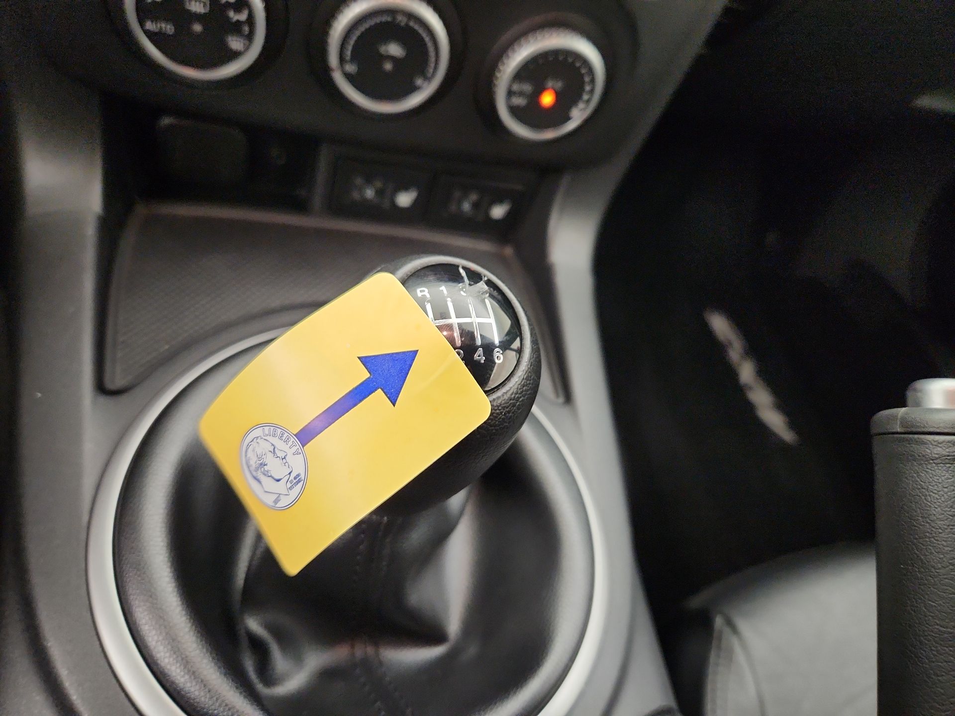 Thumbnail: 2015 Mazda MX-5 Miata - 20