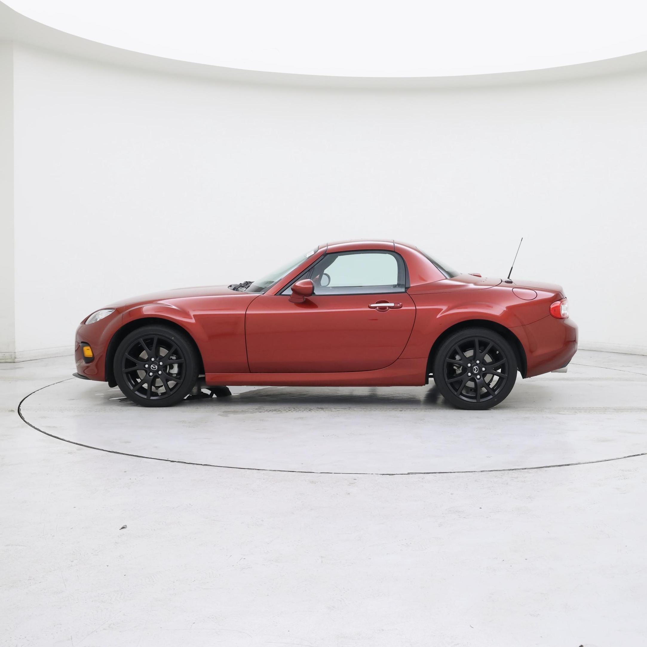 Thumbnail: 2015 Mazda MX-5 Miata - 3