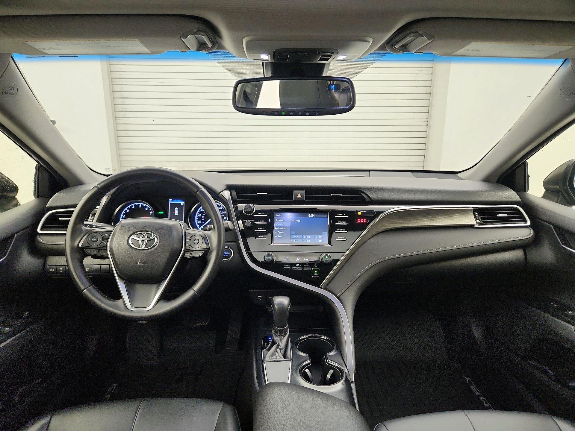 Thumbnail: 2018 Toyota Camry - 9