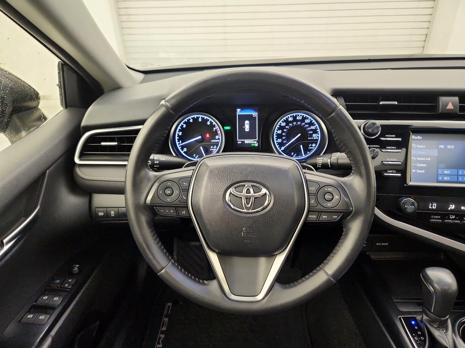 Thumbnail: 2018 Toyota Camry - 10