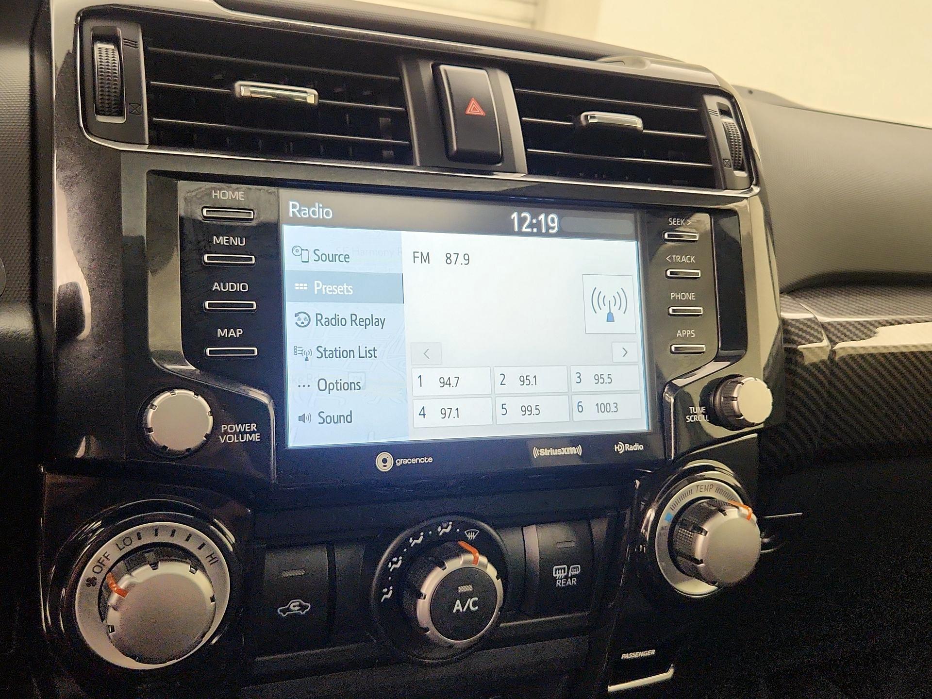 Thumbnail: 2021 Toyota 4Runner - 17