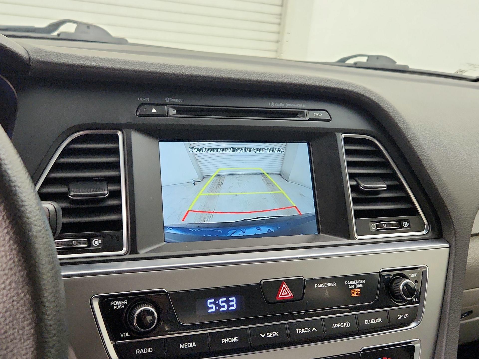 Thumbnail: 2016 Hyundai Sonata - 14