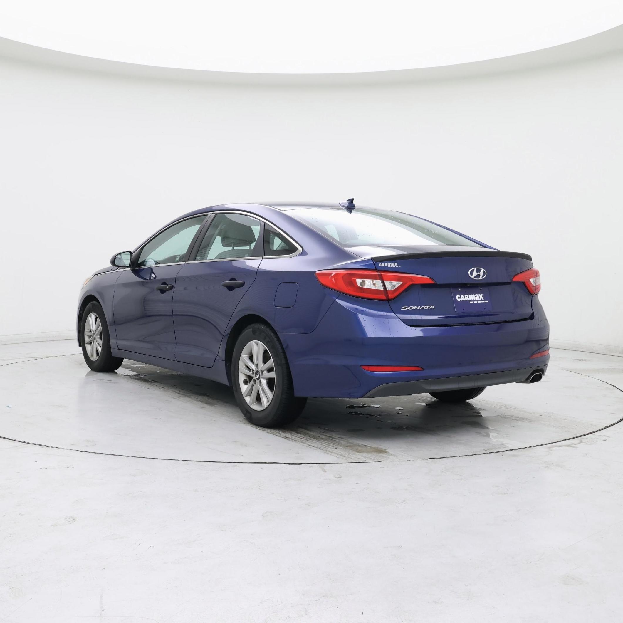 Thumbnail: 2016 Hyundai Sonata - 2
