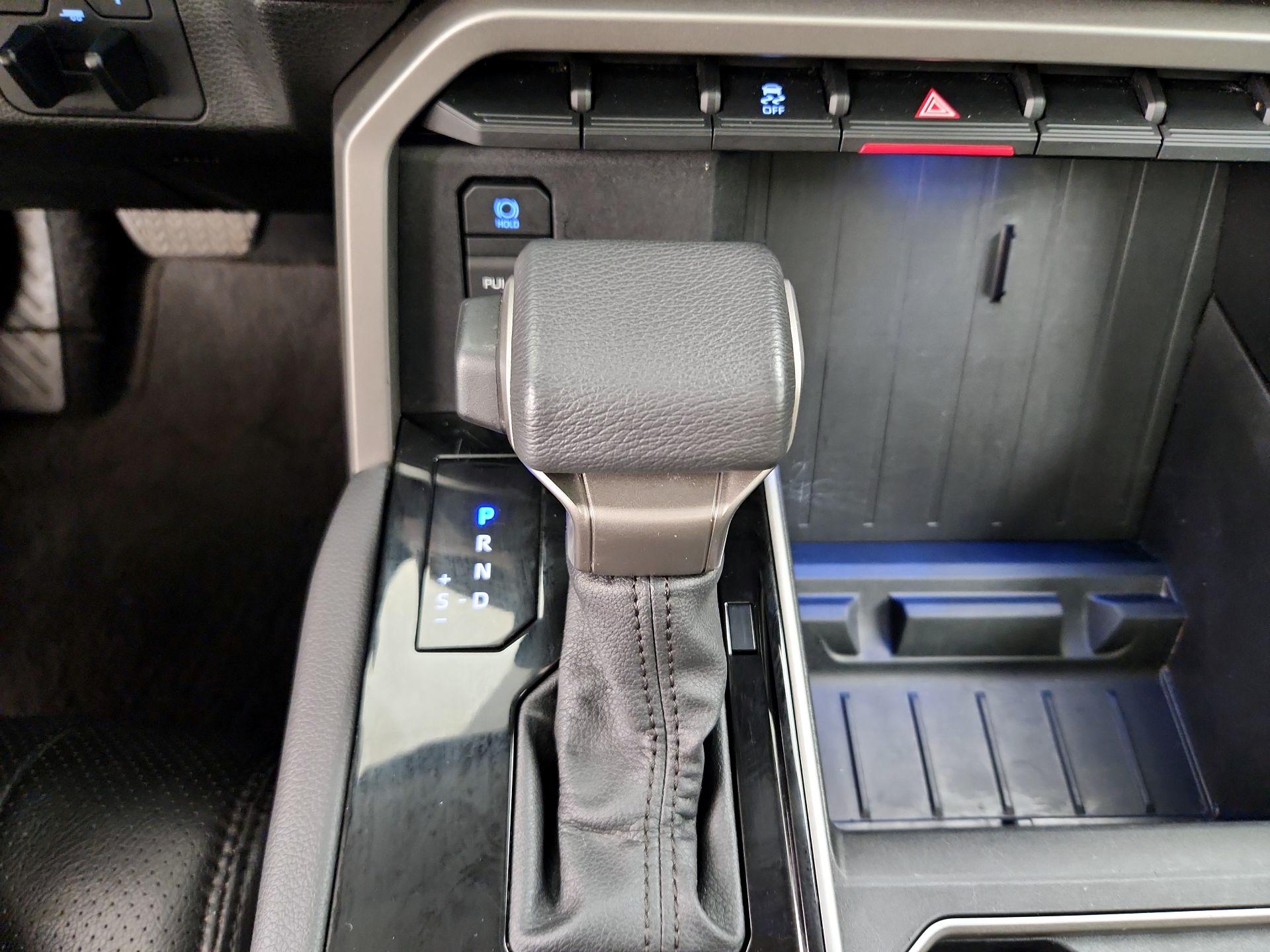 Thumbnail: 2022 Toyota Tundra - 17