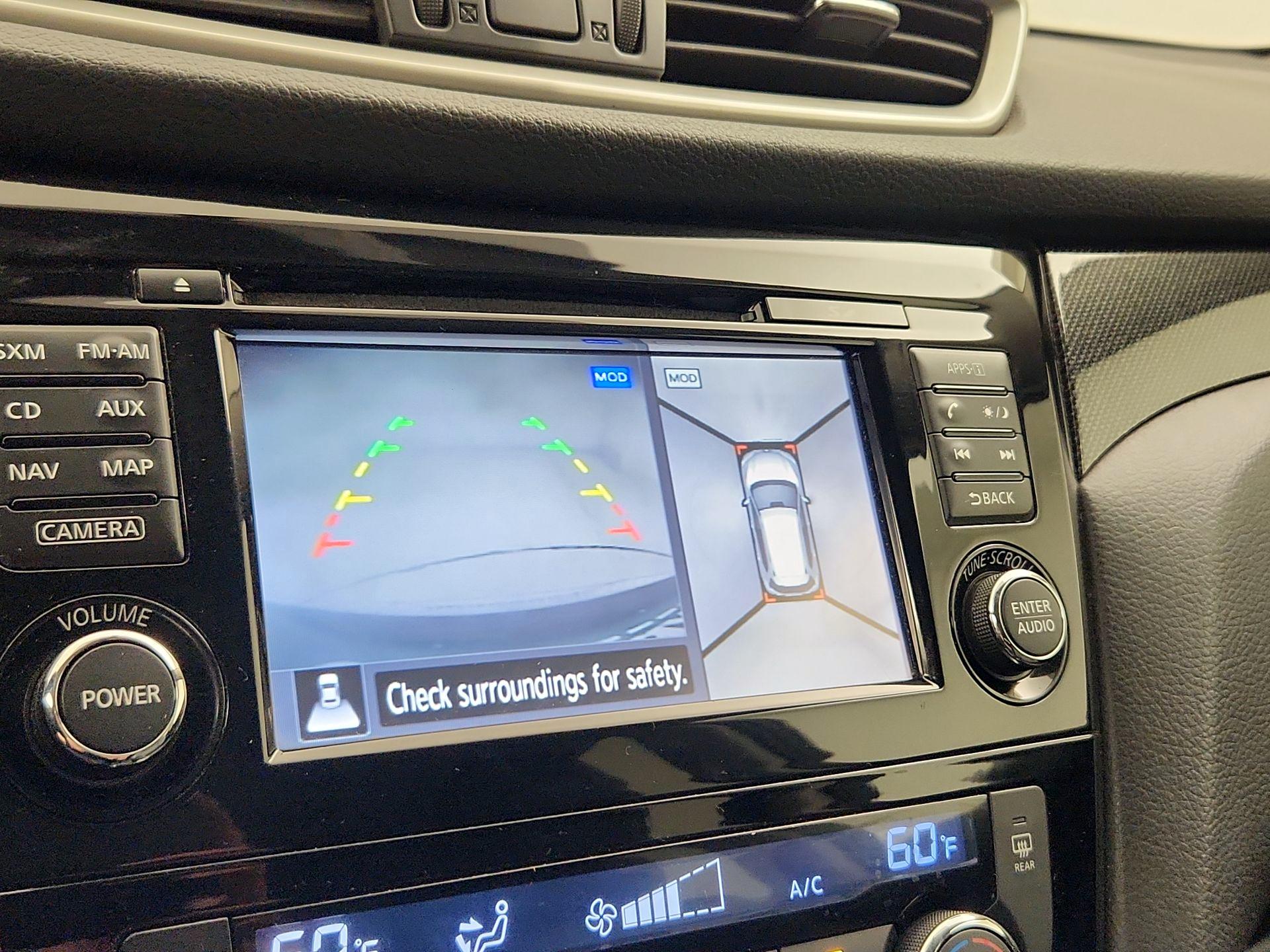 Thumbnail: 2015 Nissan Rogue - 15