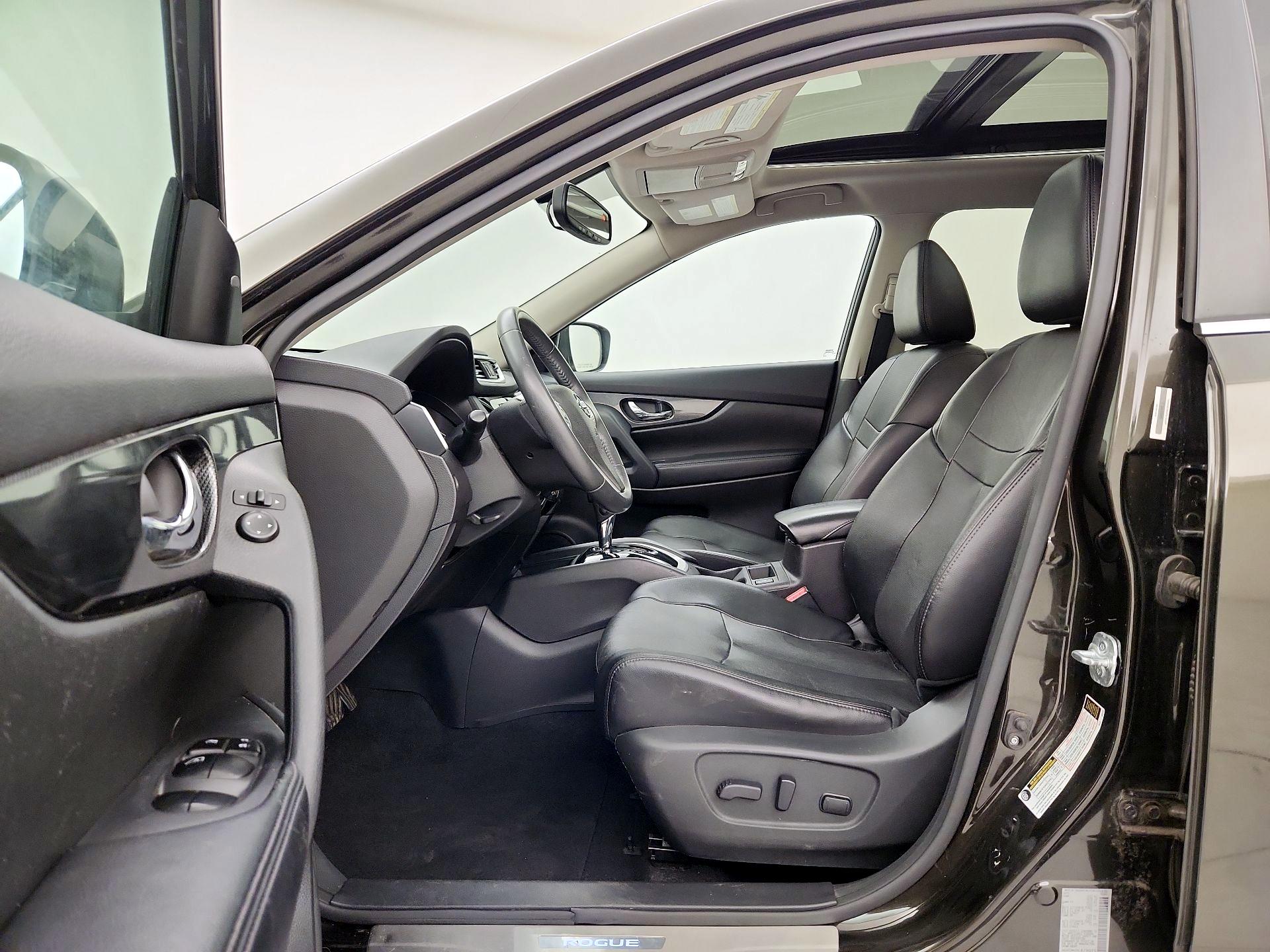 Thumbnail: 2015 Nissan Rogue - 20