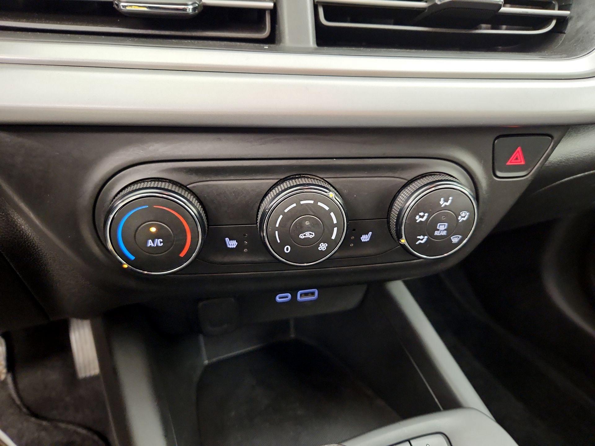 Thumbnail: 2024 Chevrolet Trax - 16