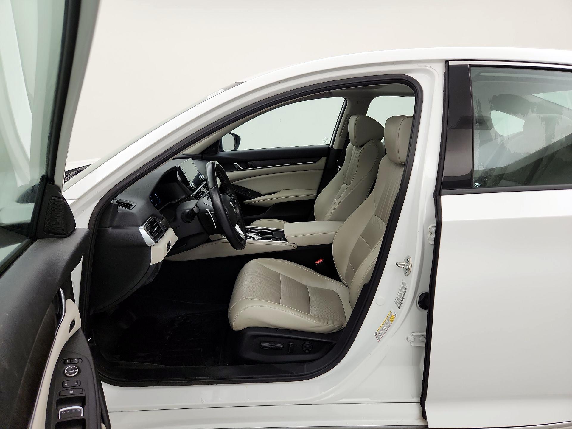 Thumbnail: 2018 Honda Accord - 11