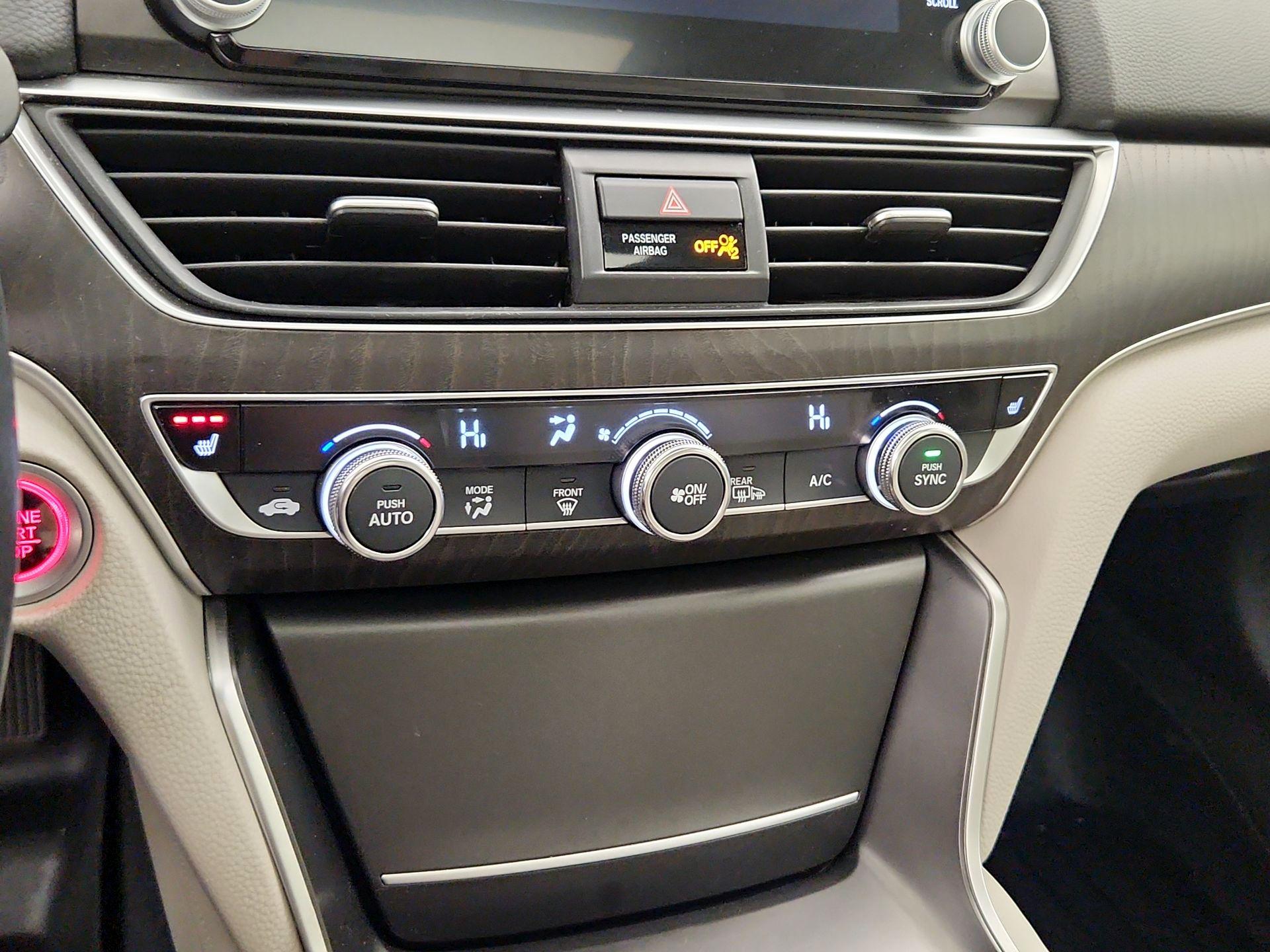 Thumbnail: 2018 Honda Accord - 16