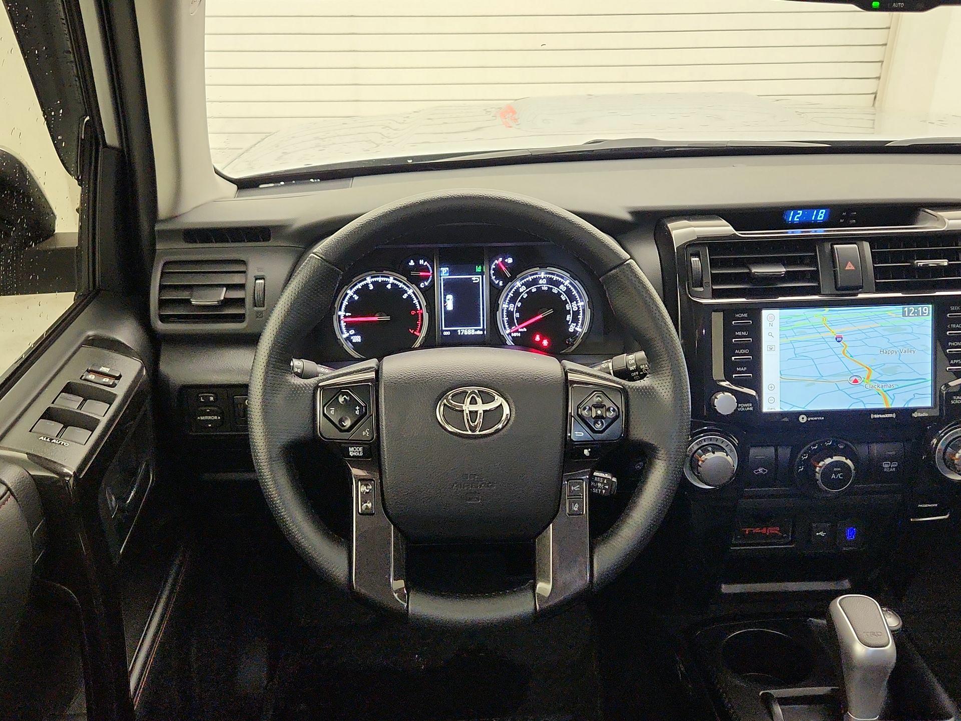 Thumbnail: 2024 Toyota 4Runner - 10