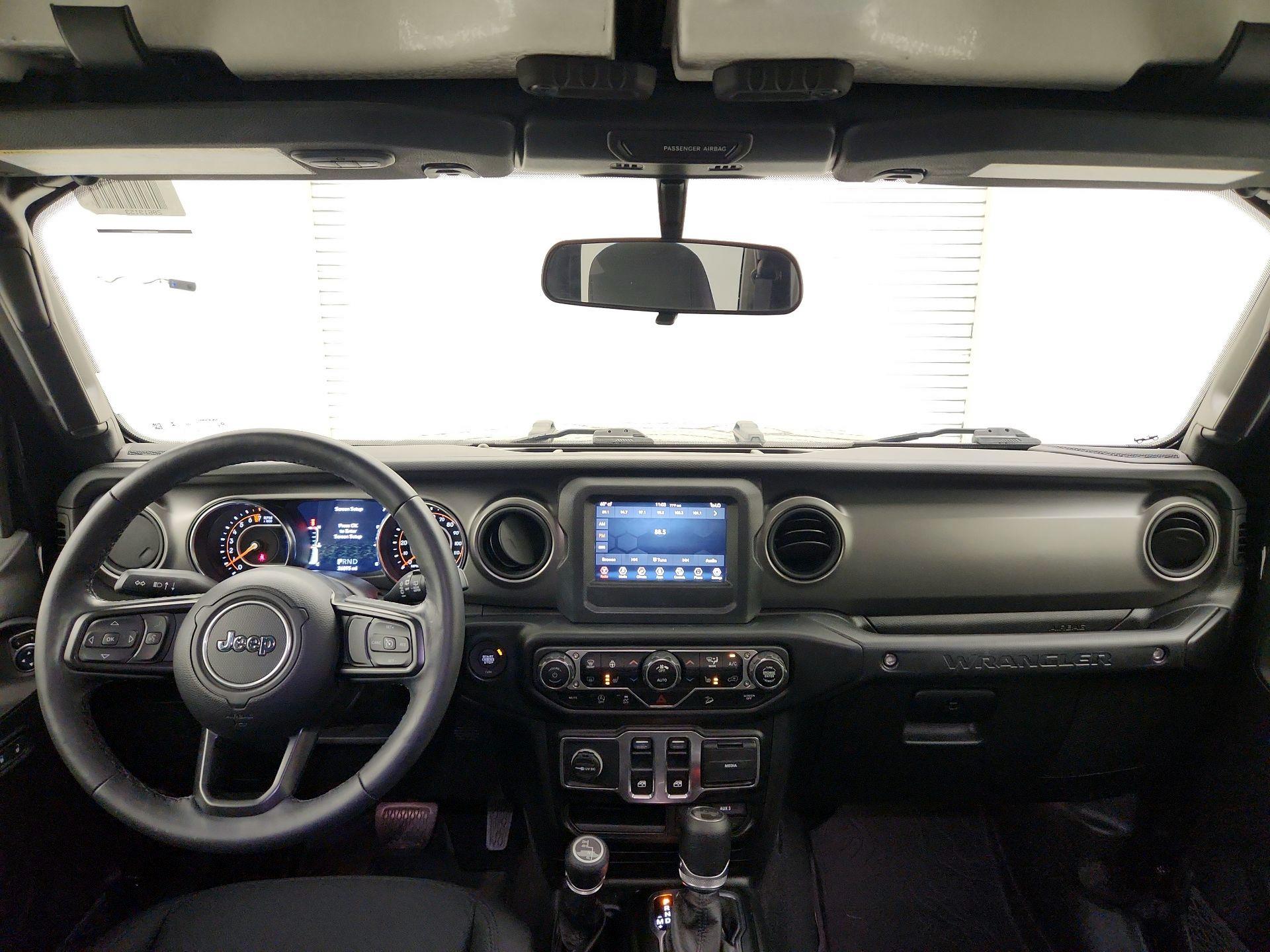 Thumbnail: 2021 Jeep Wrangler - 9