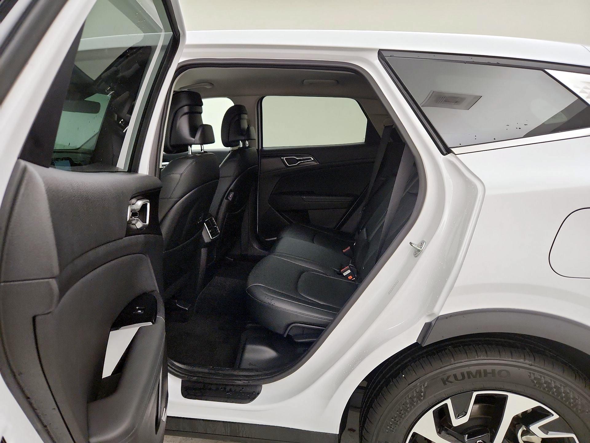 Thumbnail: 2024 Kia Sportage - 20