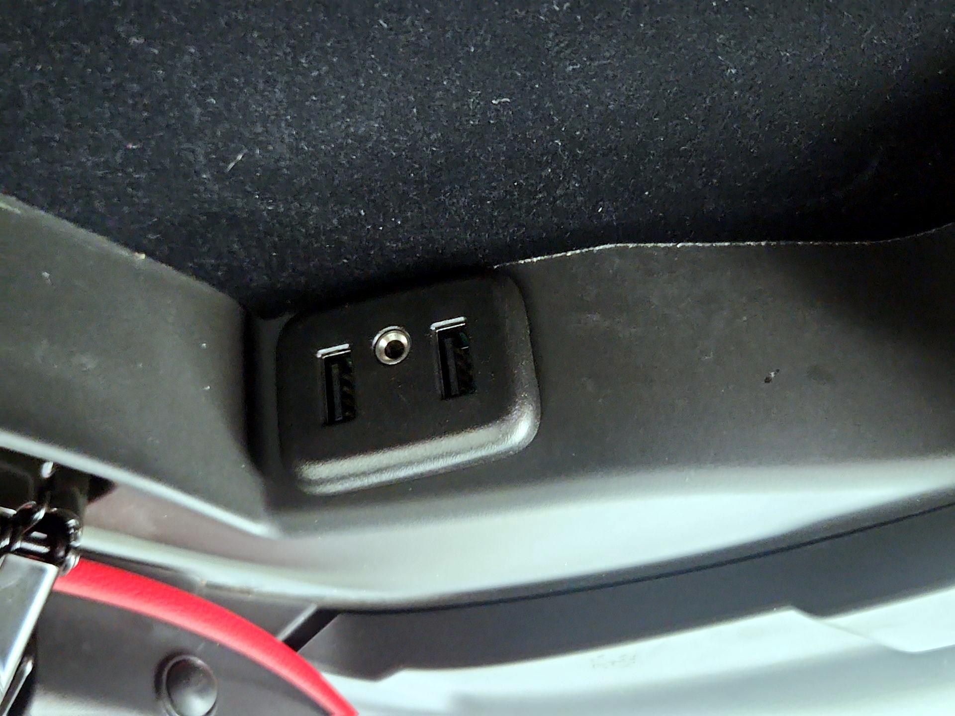 Thumbnail: 2016 Chevrolet Corvette - 19