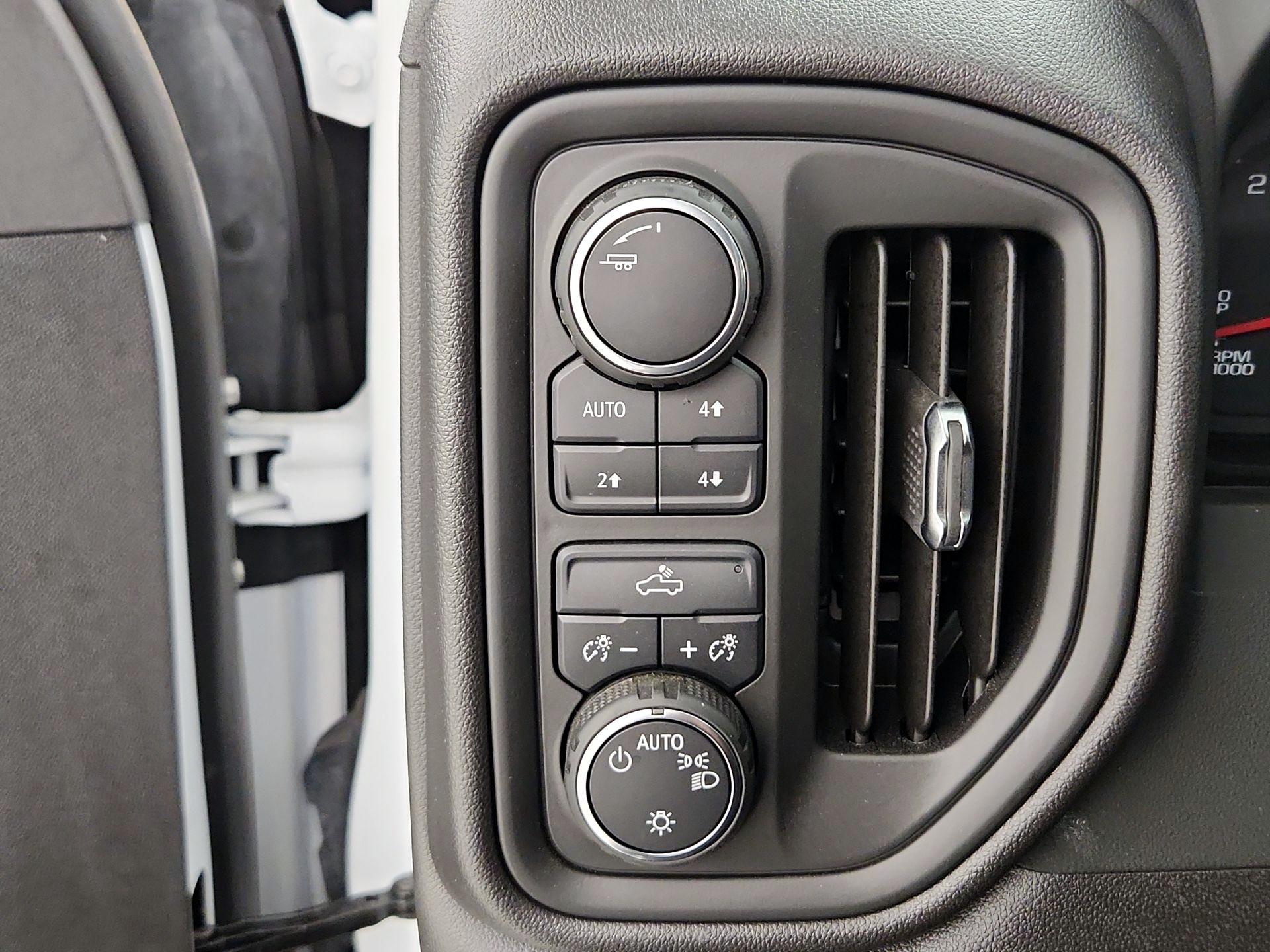 Thumbnail: 2024 Chevrolet Silverado 1500 - 13