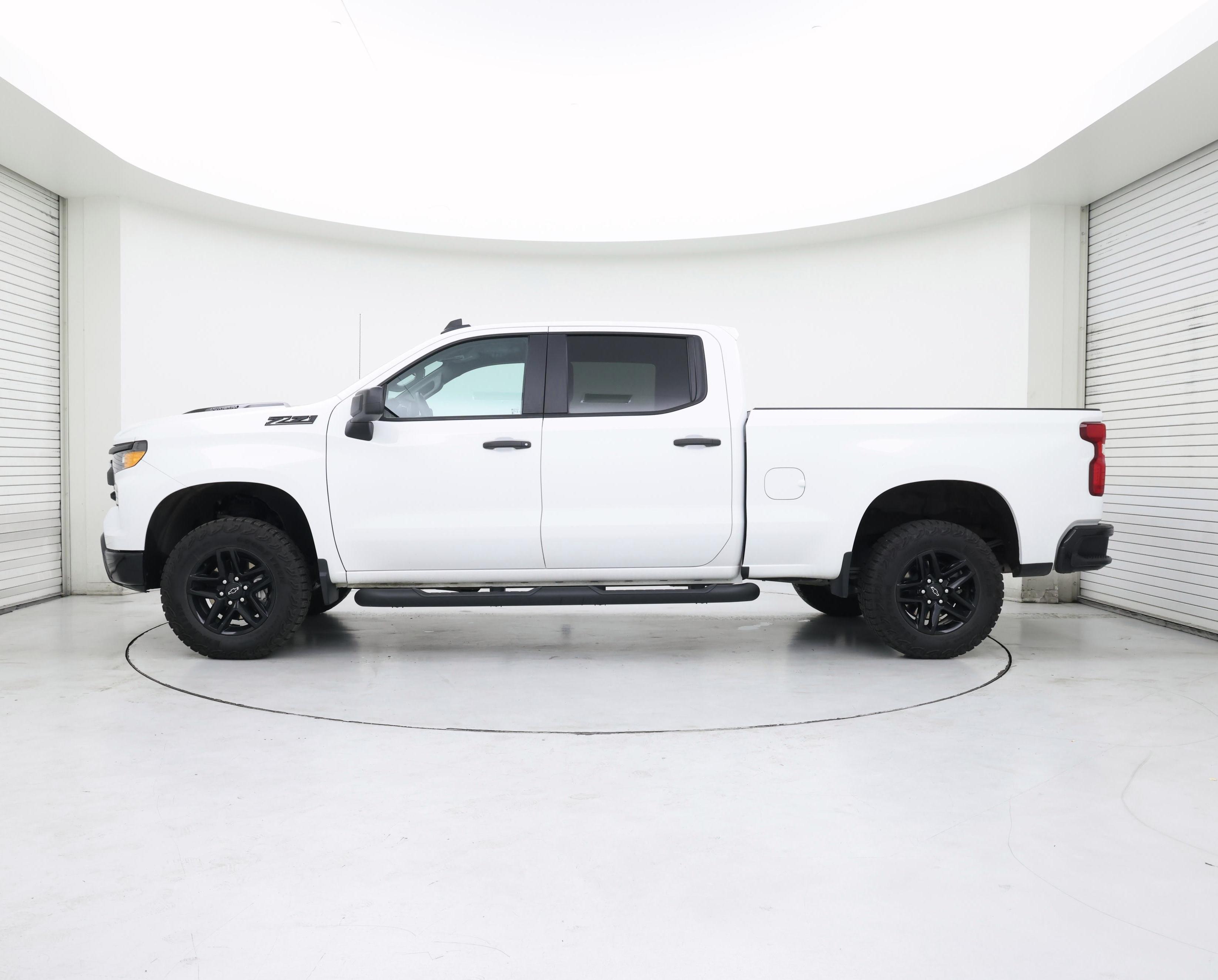 Thumbnail: 2024 Chevrolet Silverado 1500 - 3