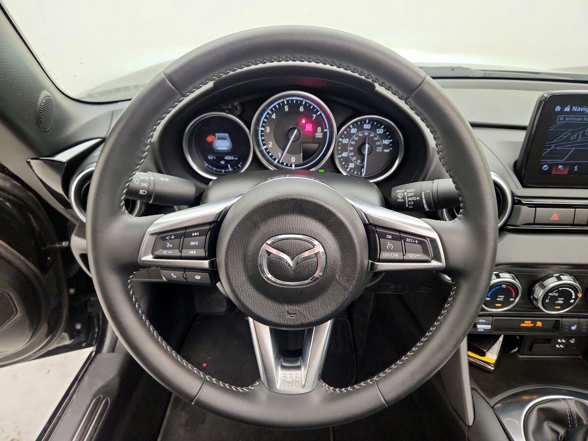 Thumbnail: 2022 Mazda MX-5 Miata - 10